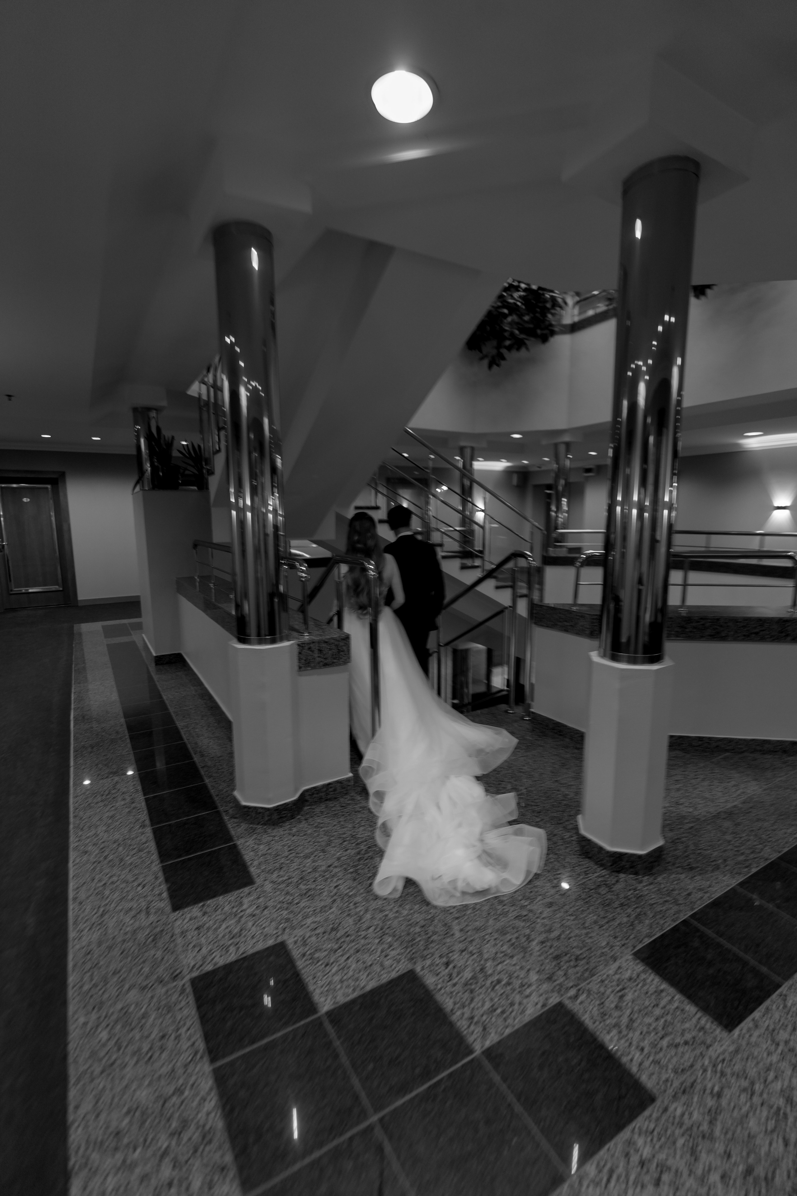 СВАДЕБНАЯ СЬЕМКА СБОРОВ В ОТЕЛЕ И ВЫЕЗД НА ЦЕРЕМОНИЮ (СНЯТО В СИБИРЕ В НИЖНЕВАРТОВСКЕ)М. Профессиональный фотограф, Санкт-Петербург — Виктория Богомолова