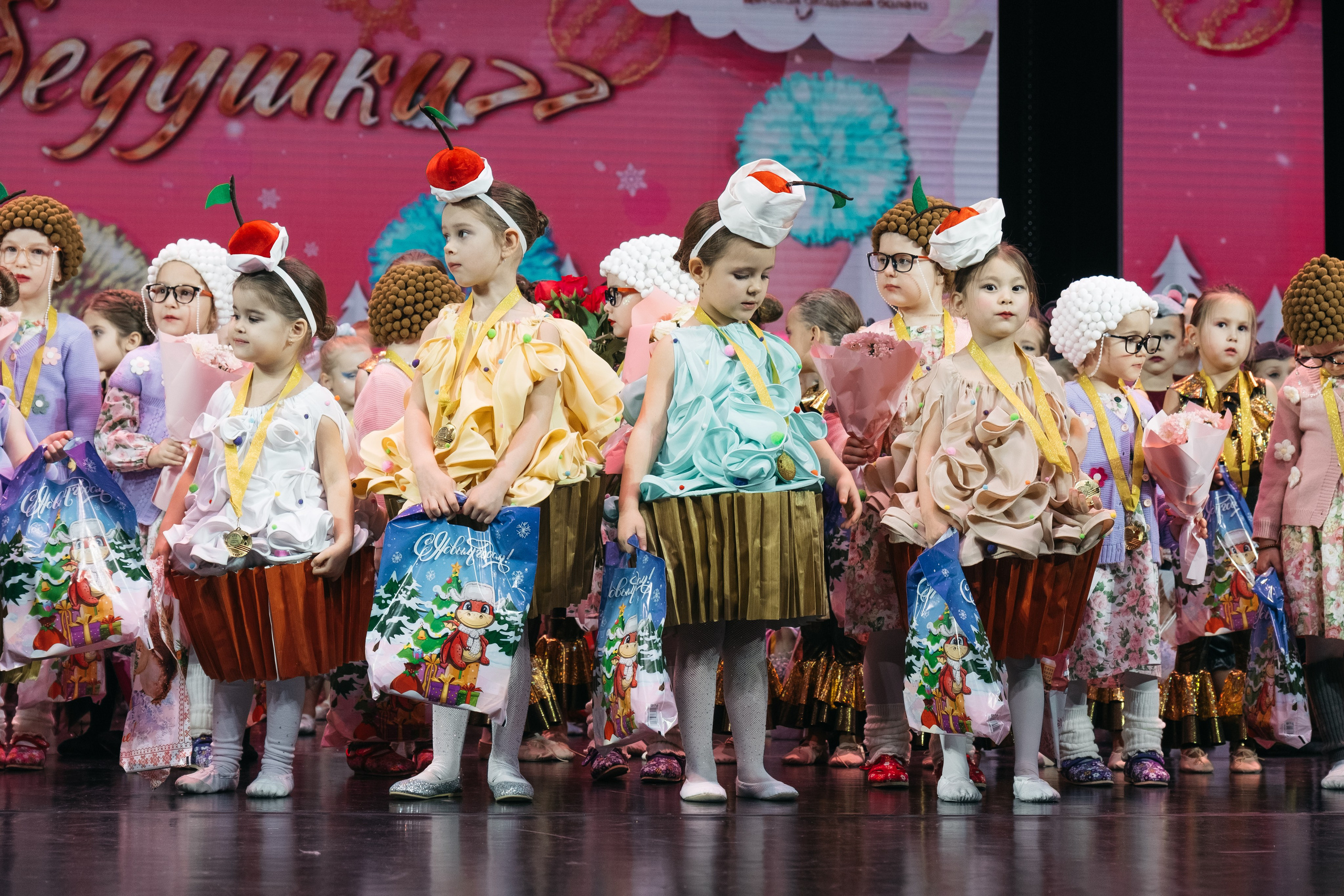 СурГУ 23.12.23. Репортажный и свадебный фотограф в Сургуте