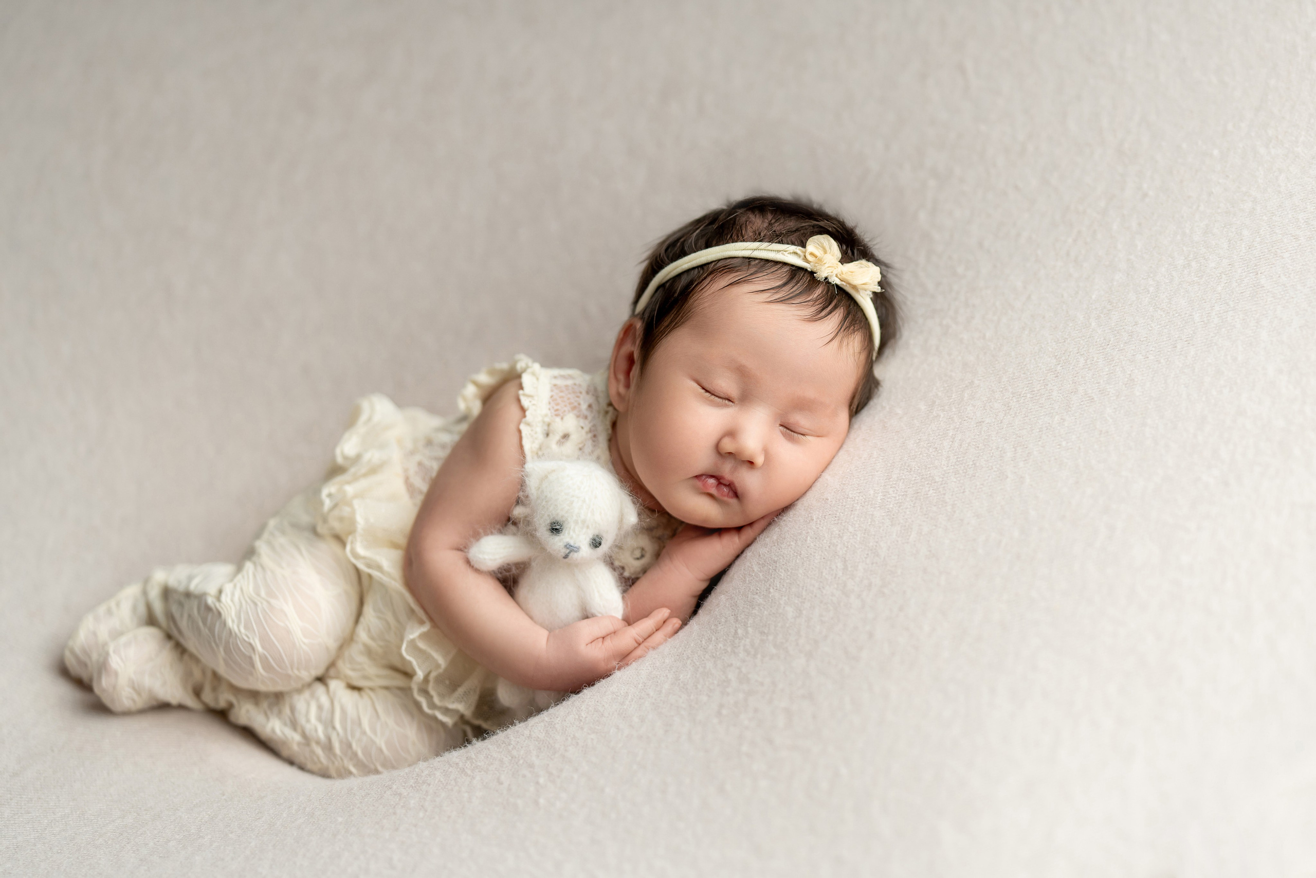 Newborn. Творческая команда Ульяшевы, свадебная и семейная фотография. Кахахста