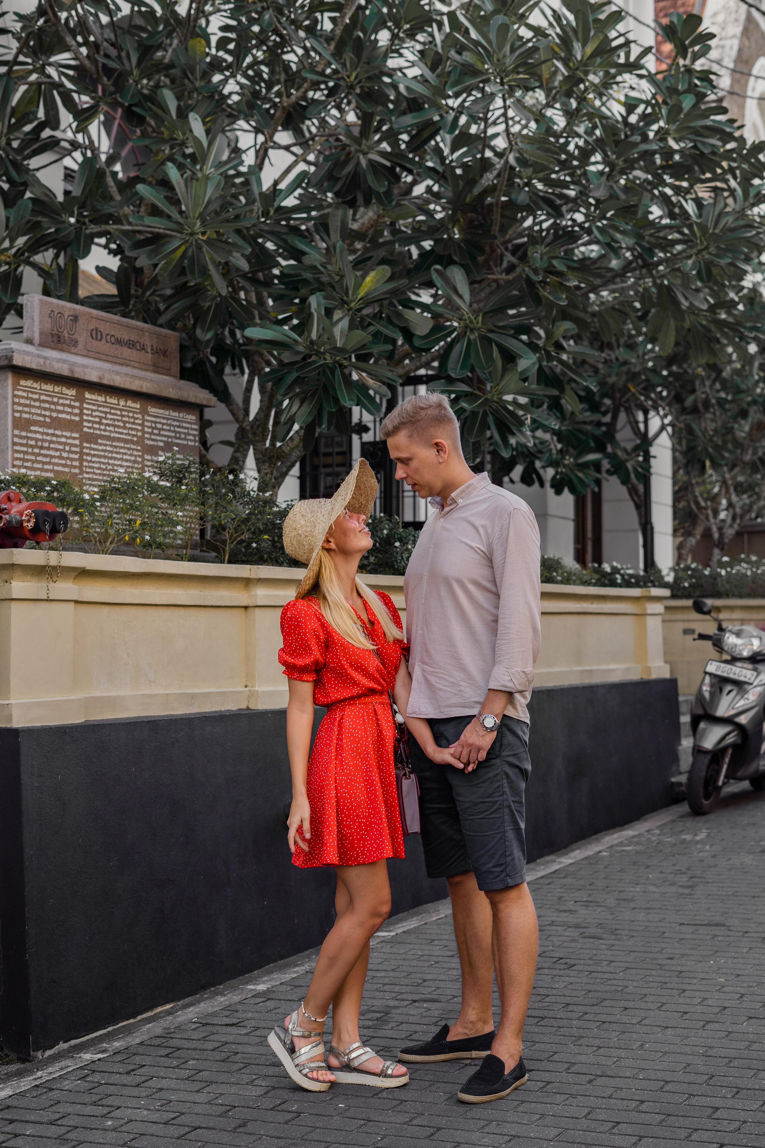 Alexey & Valentina, Galle
