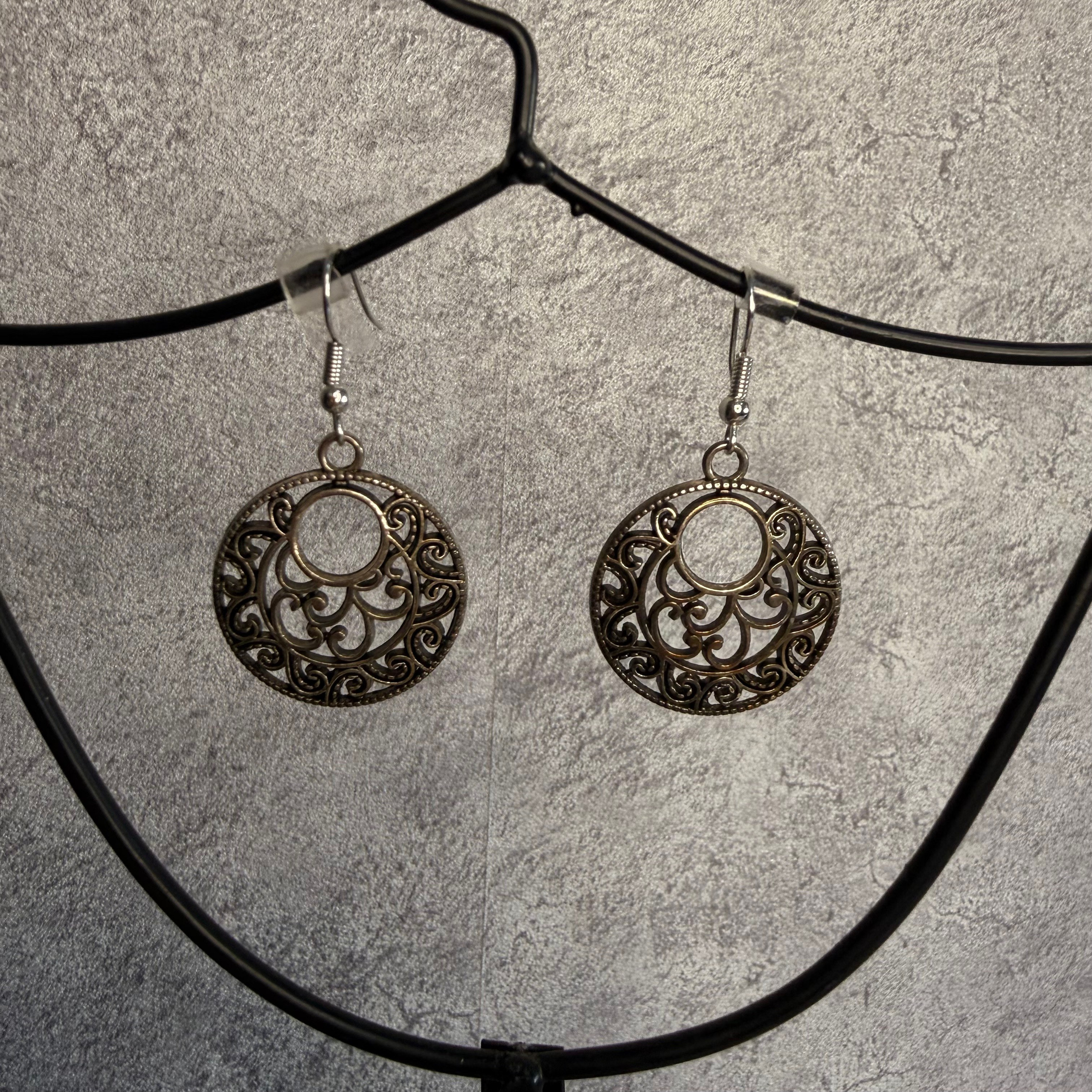 Украшения в аренду. Аренда костюмов, платьев и реквизита для фотосессий на Камчатке