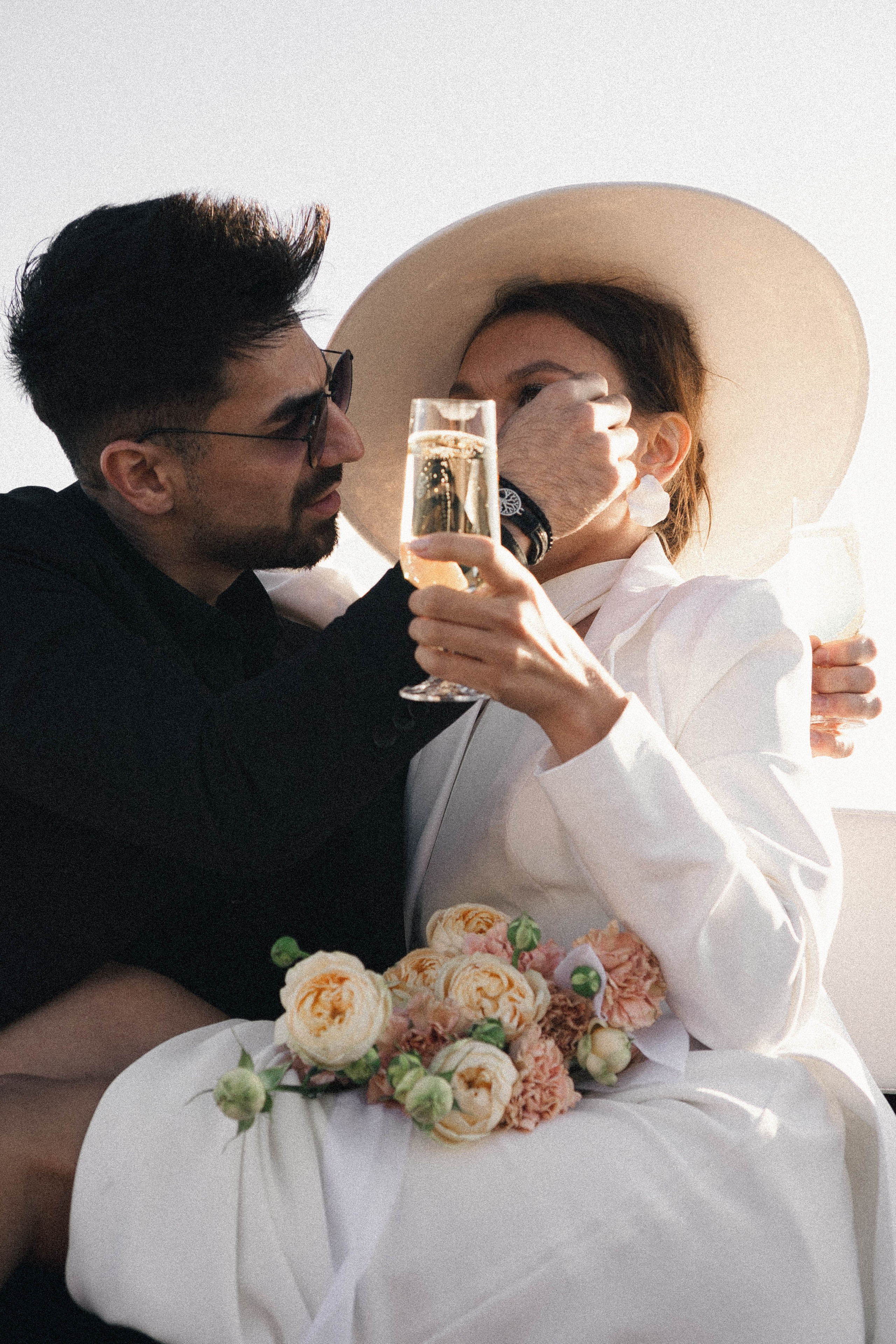 СВАДЕНБНАЯ СЬЕМКА НА КАТЕРЕ ПО КАНАЛАМ САНКТ-ПЕТЕРБУРГА И В АКВАТОРИИ НЕВЫ. Профессиональный фотограф, Санкт-Петербург — Виктория Богомолова