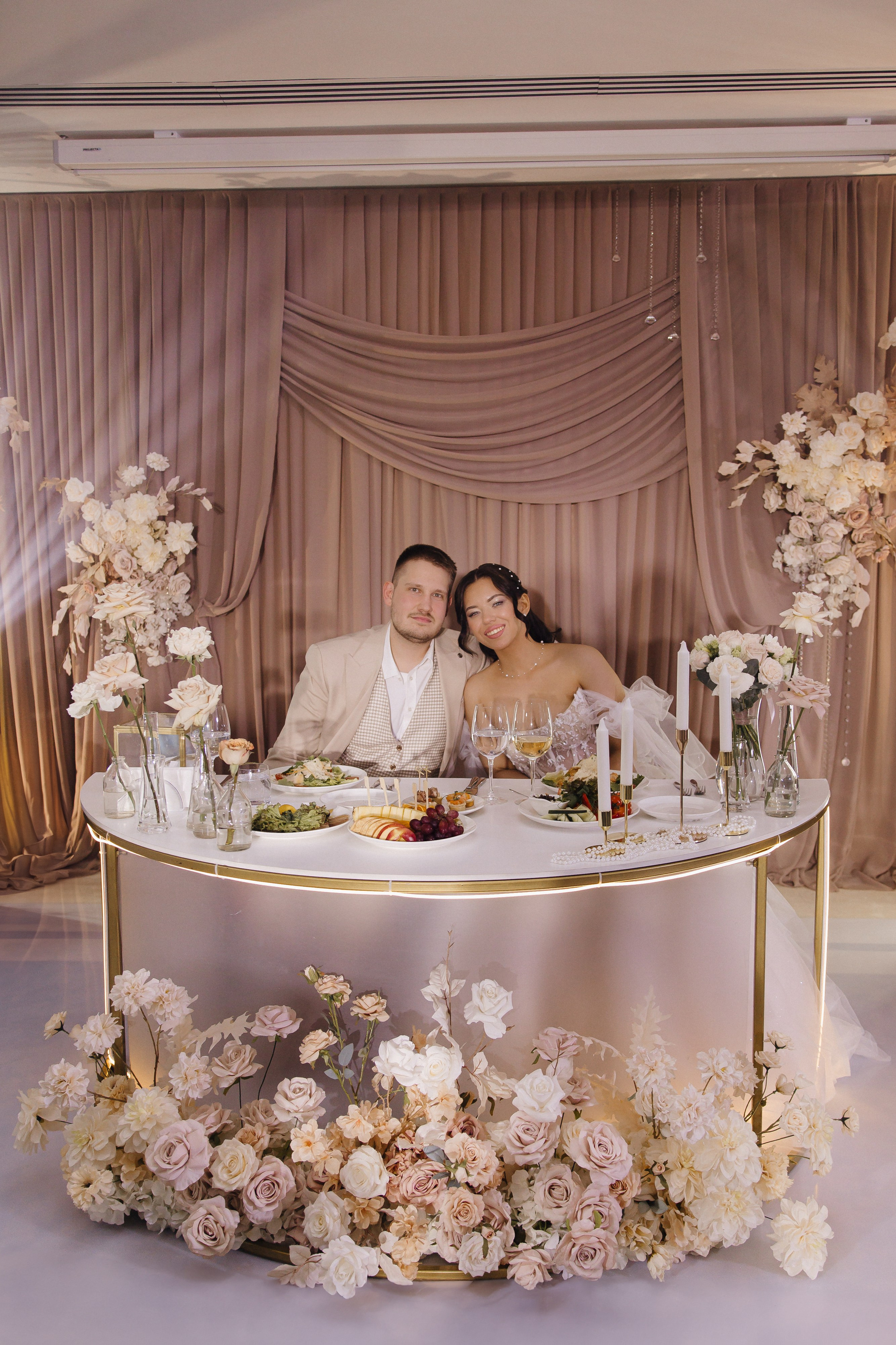 МАКСИМ И ЛИЗА, ЧЕЛСИТИ. Свадебный и индивидуальный фотограф в Челябинске Евгения Негодяева