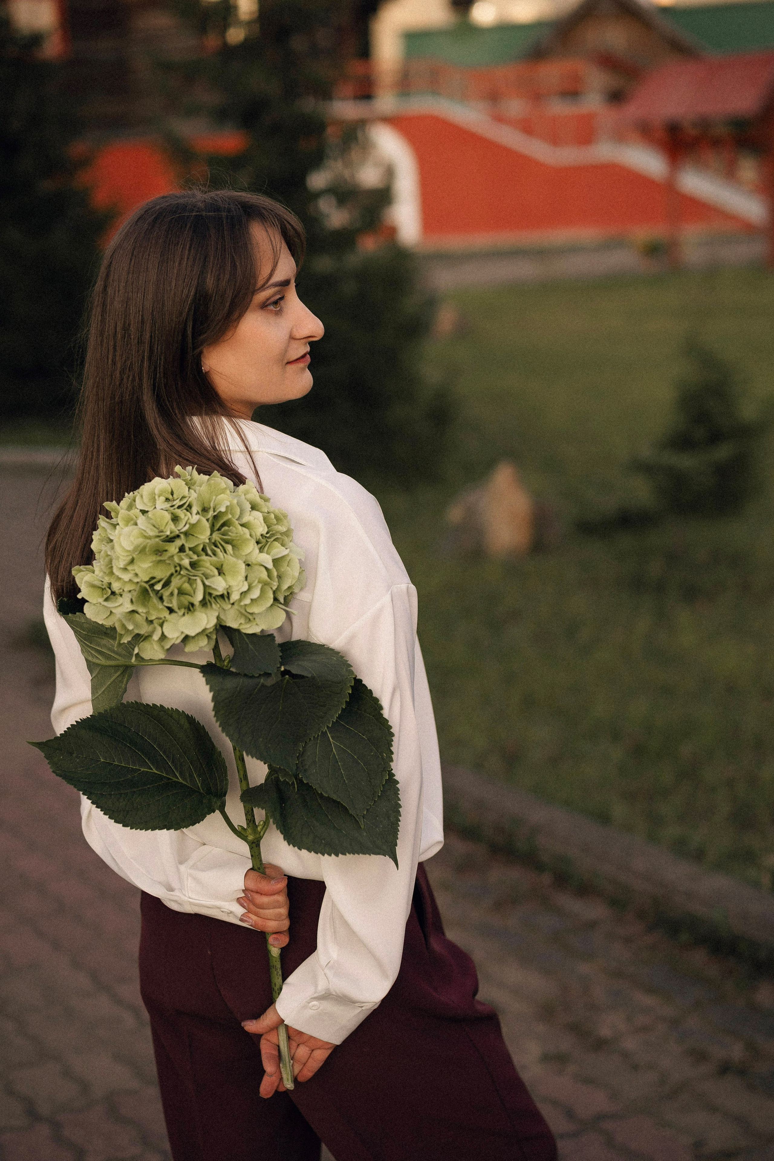 Натали с гортензией. Портретный, семейный и свадебный фотограф в Нарьян-Маре