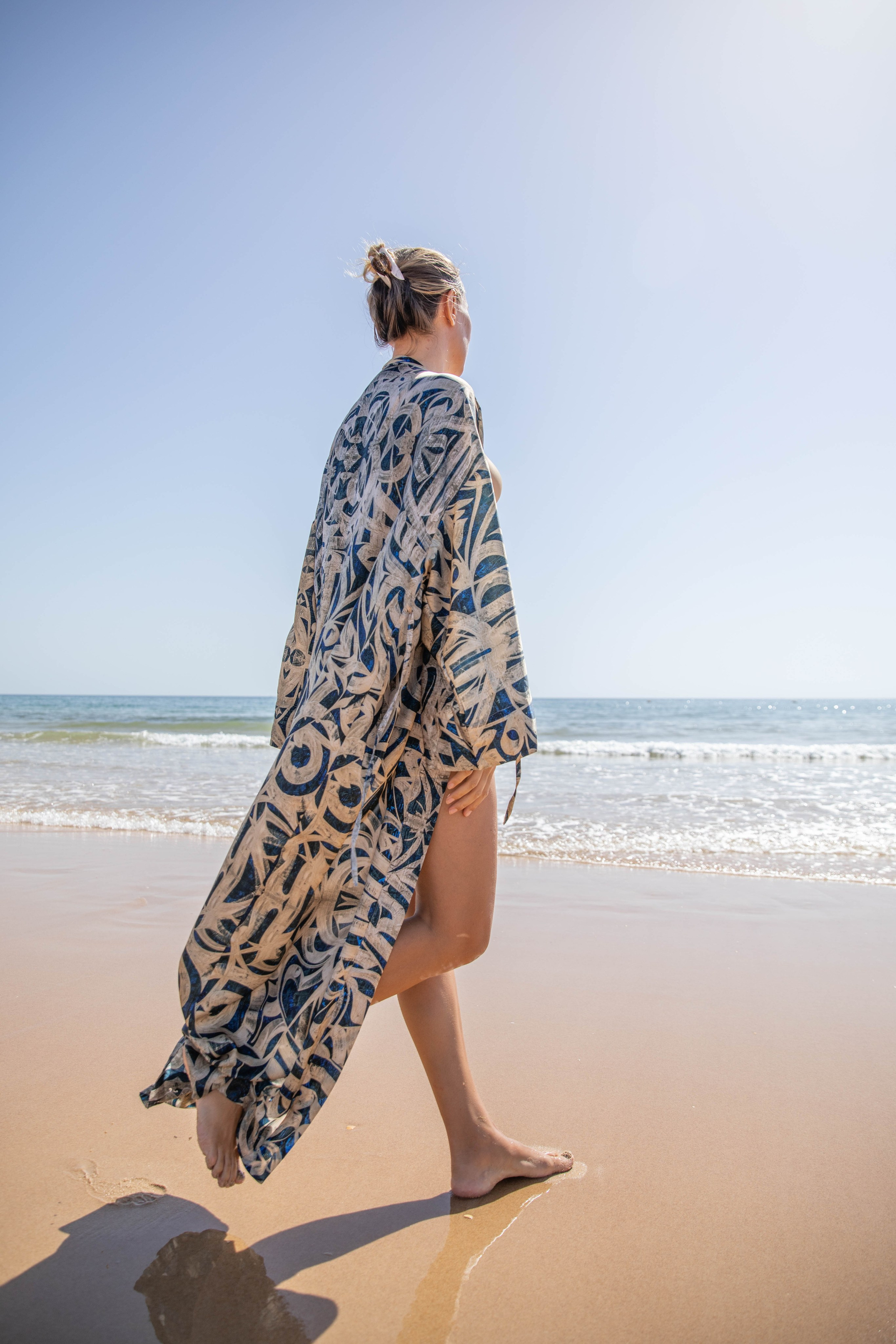 VAVA × Oksana Lomnova — A Creative Collaboration by the Ocean. Professional Photographer in Portugal. Oksana Lomnova