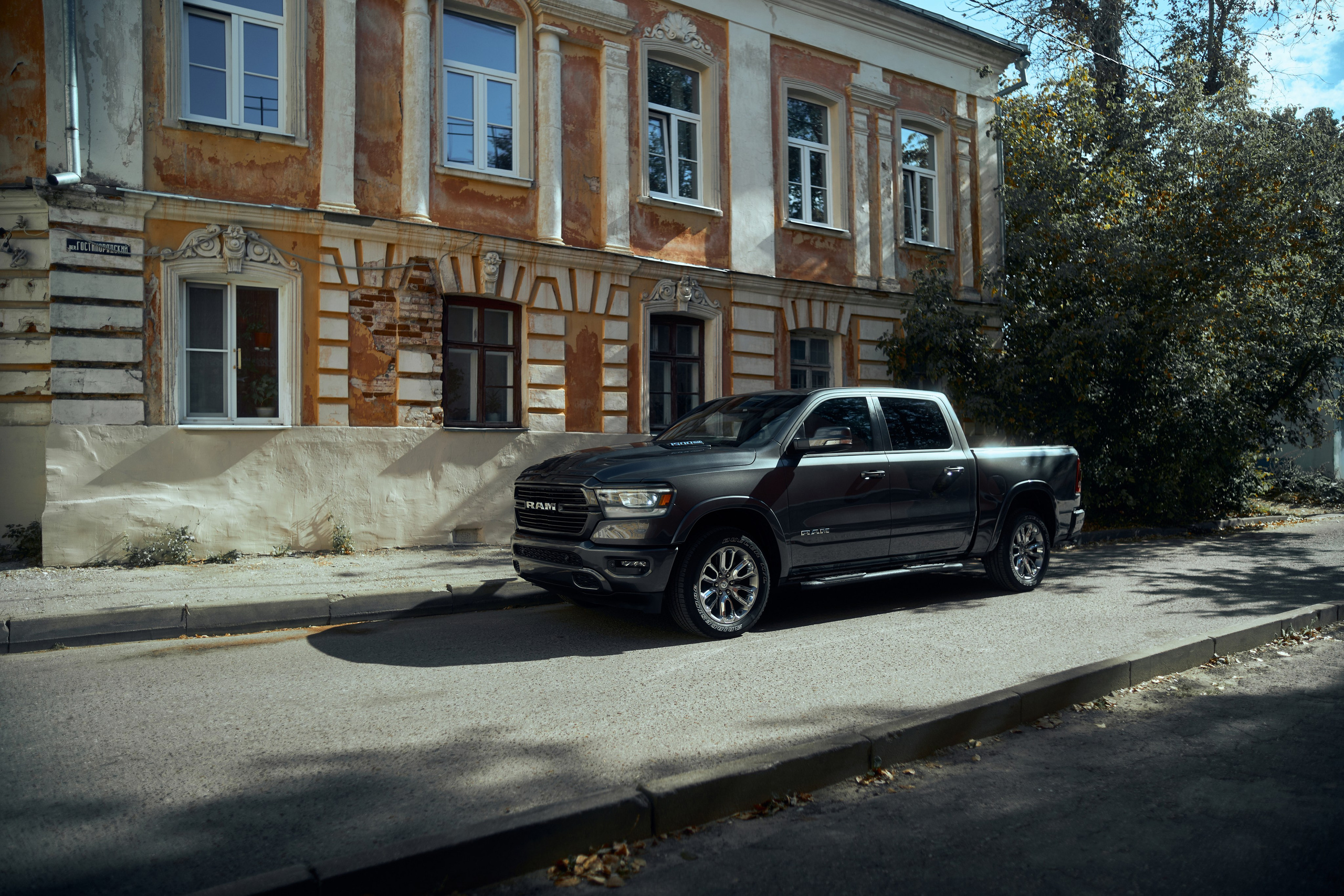 Фотографии RAM 1500 Laramie