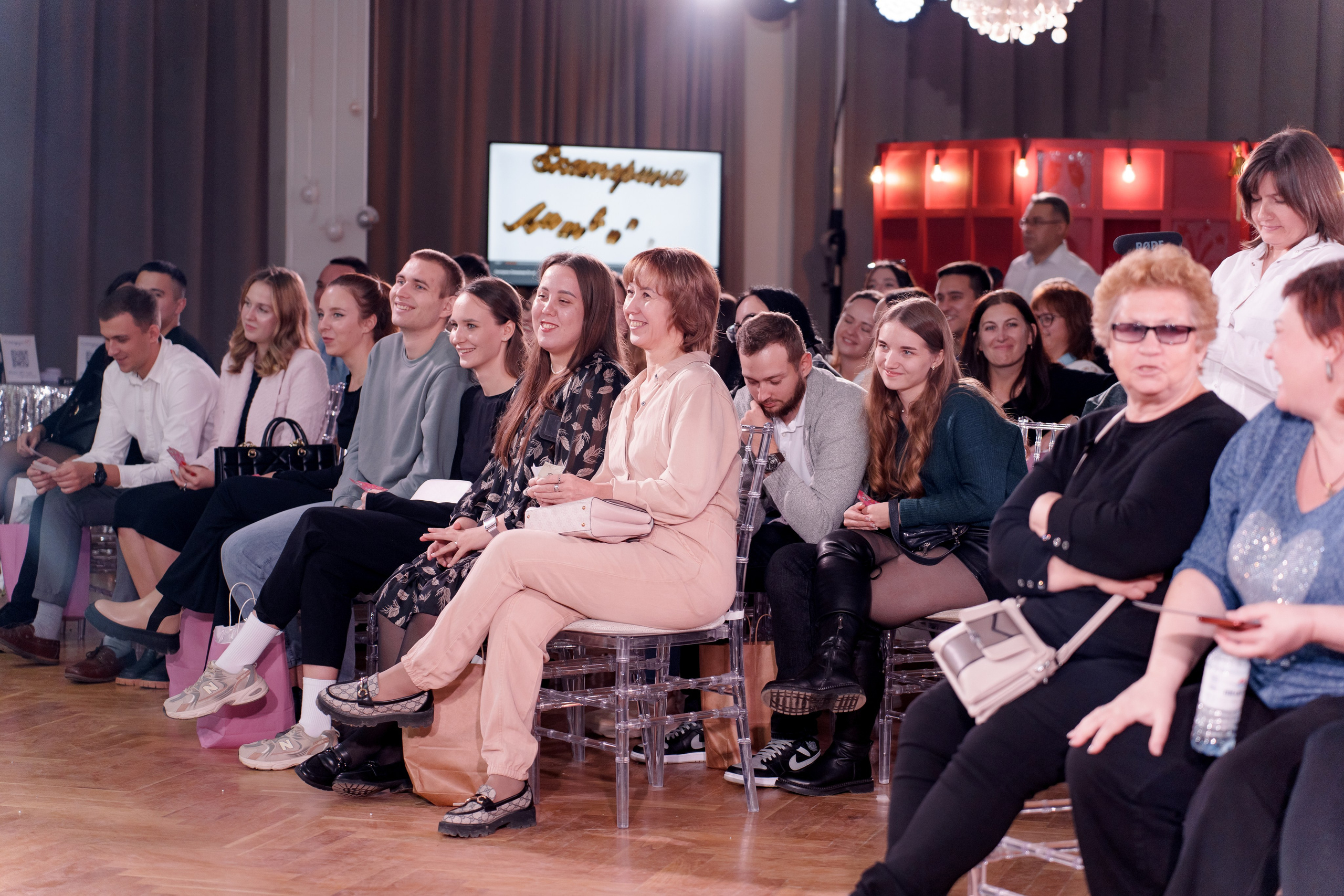 Выставка свадебных специалистов «Свадьба на 1000%». Свадебный фотограф в Санкт-Петербурге