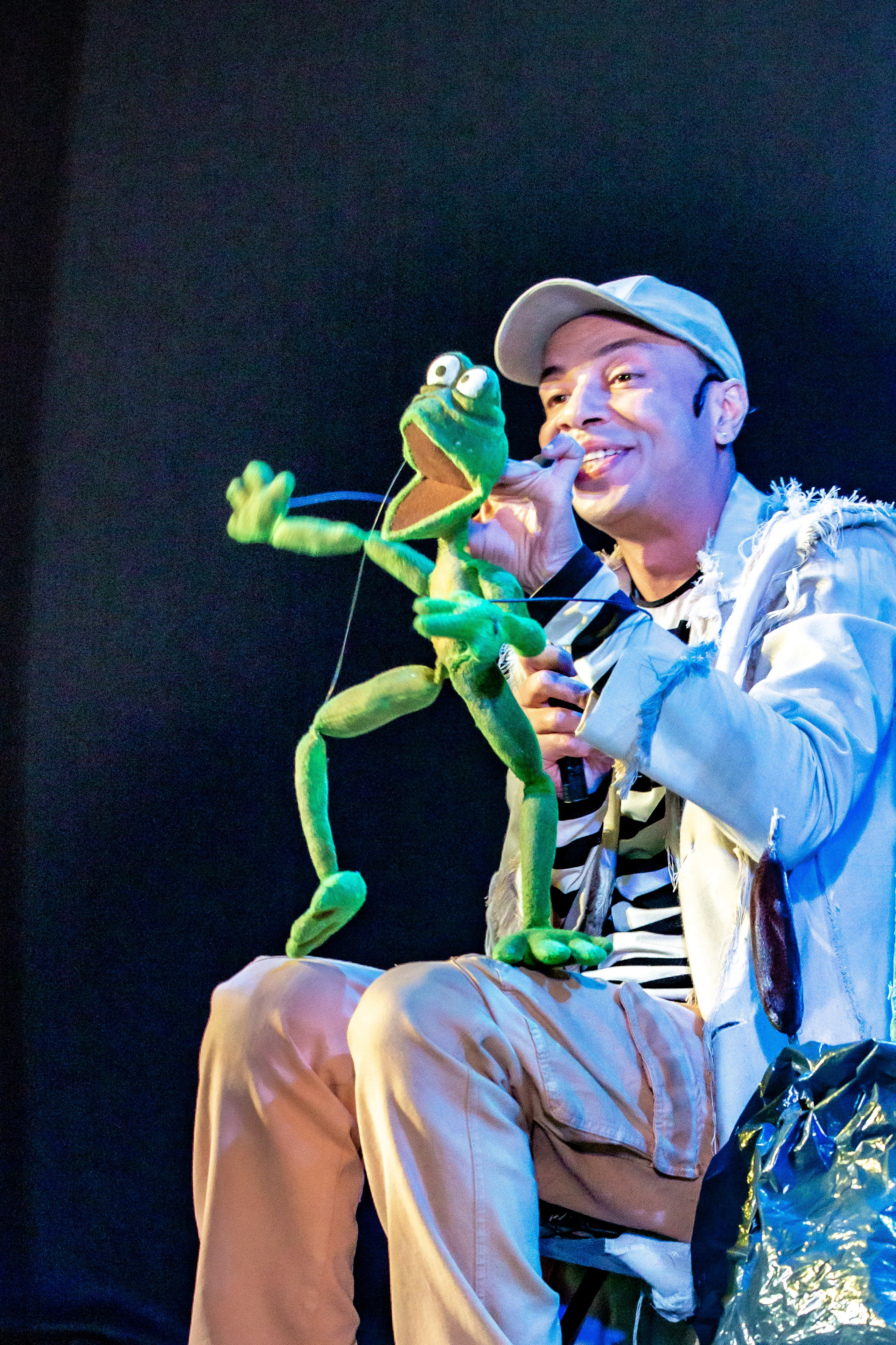 Спектакль театра Саквояж Лягушка путешествиница. Фотограф в Сочи Юрий Шептаев