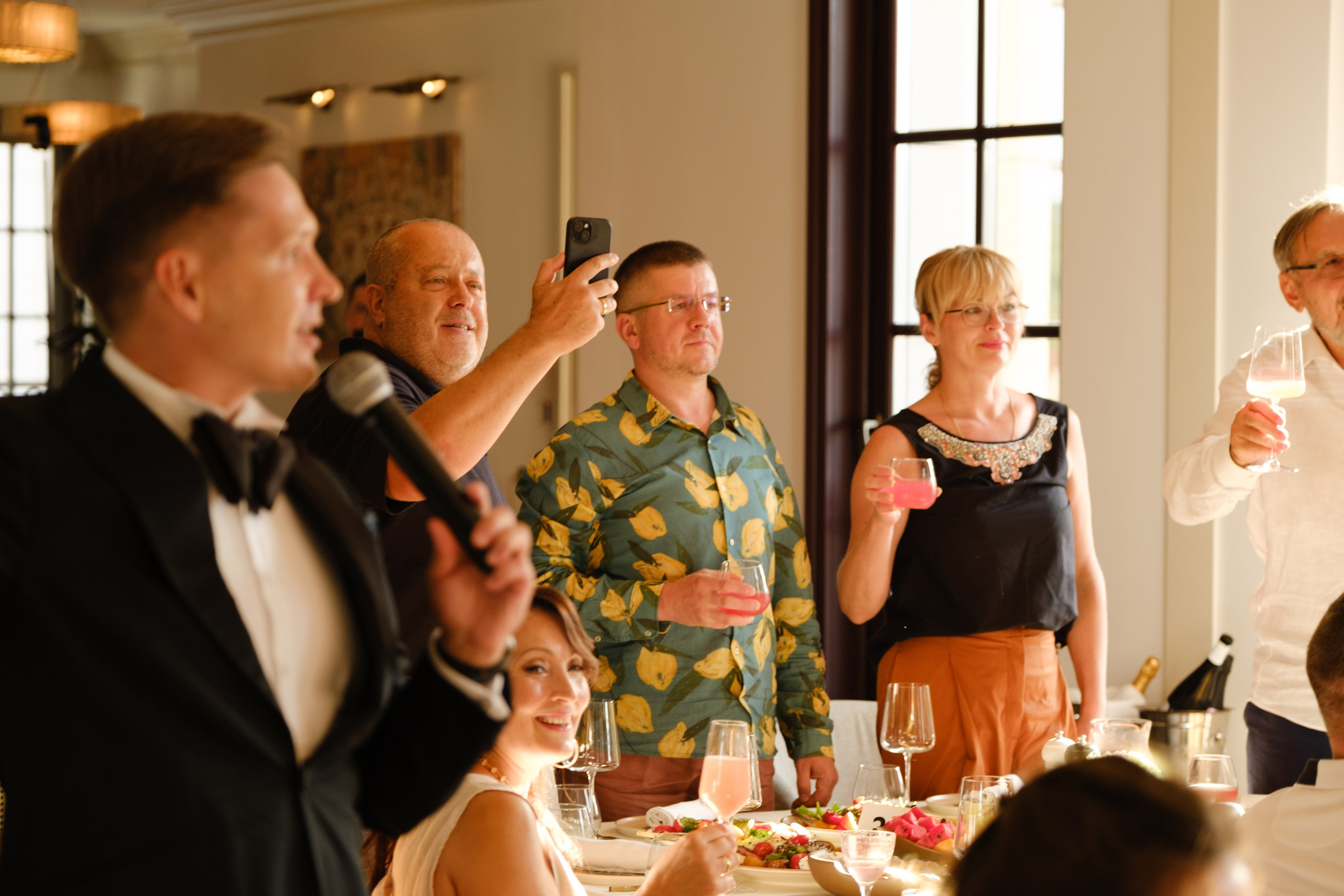 Фотограф на юбилей в Крыму | Съемка дня рождения | Илья Желдак. Профессиональная фотосъемка в Крыму. Натуральные эмоции и живые кадры. Забронируйте дату прямо сейчас!