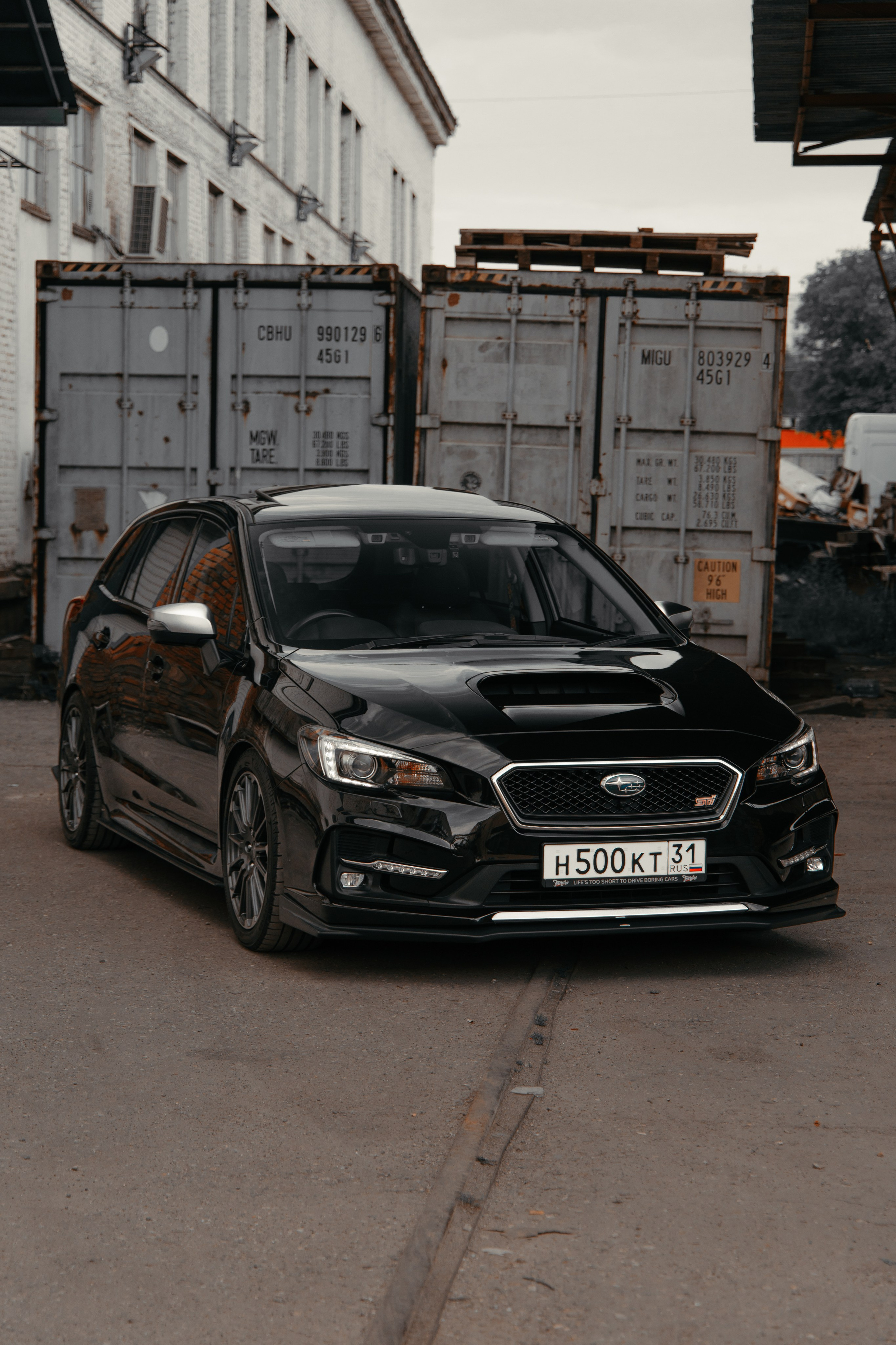 Subaru levorg. DeLorein