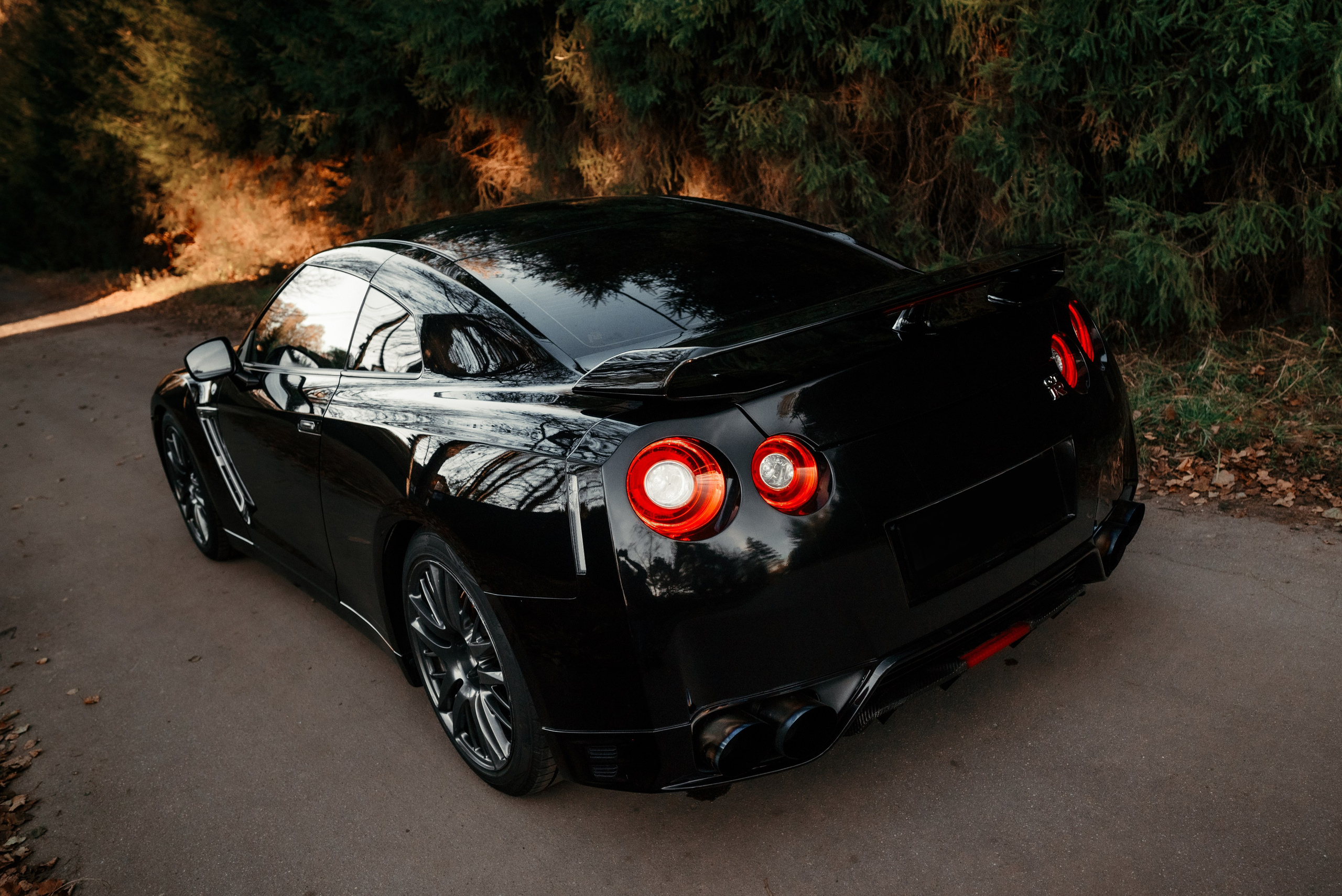 Nissan GT-R35 autumn vibe. DeLorein
