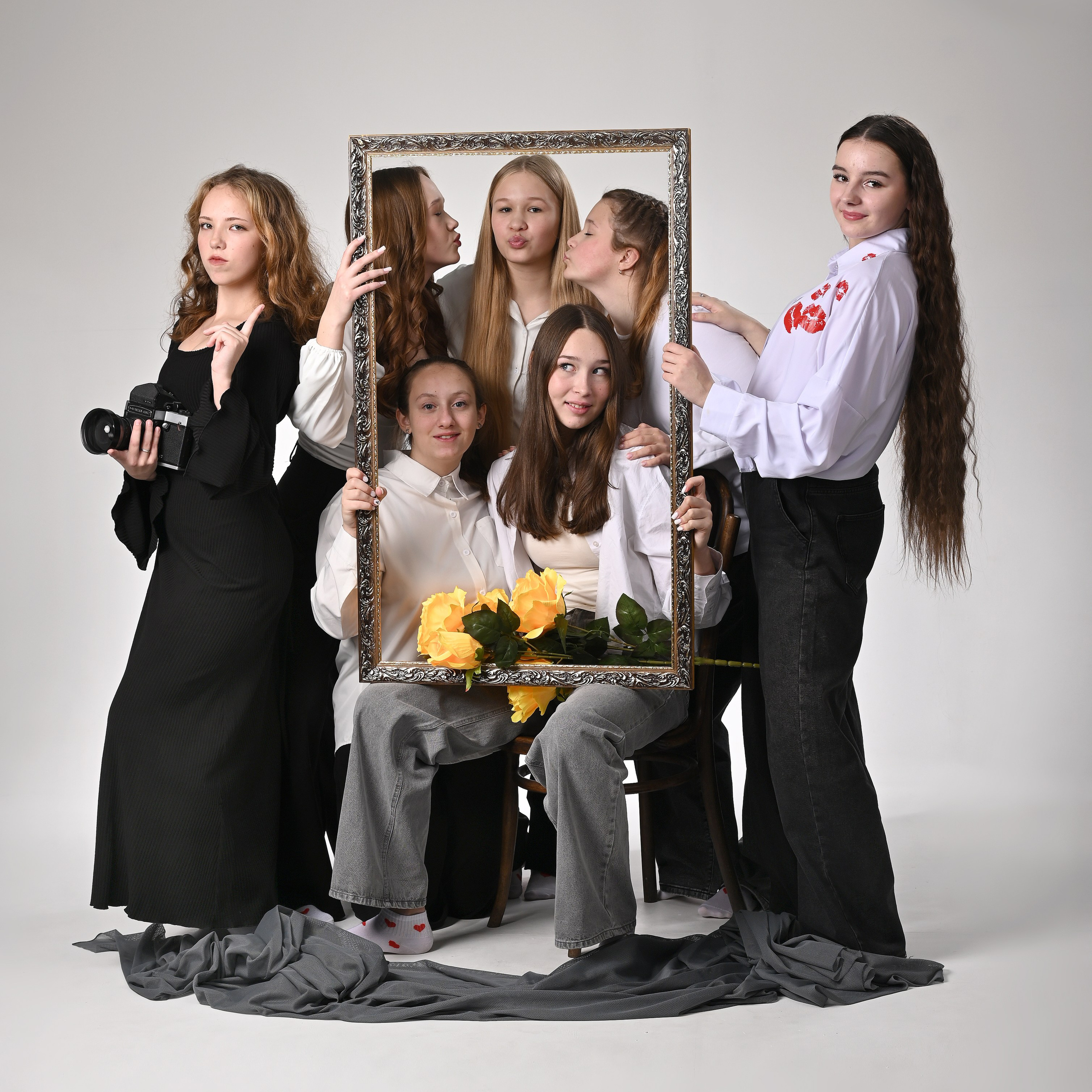 Фотоальбомы, фотокниги, альбомы для учеников старших и выпускных классов в школах в городе Вологда