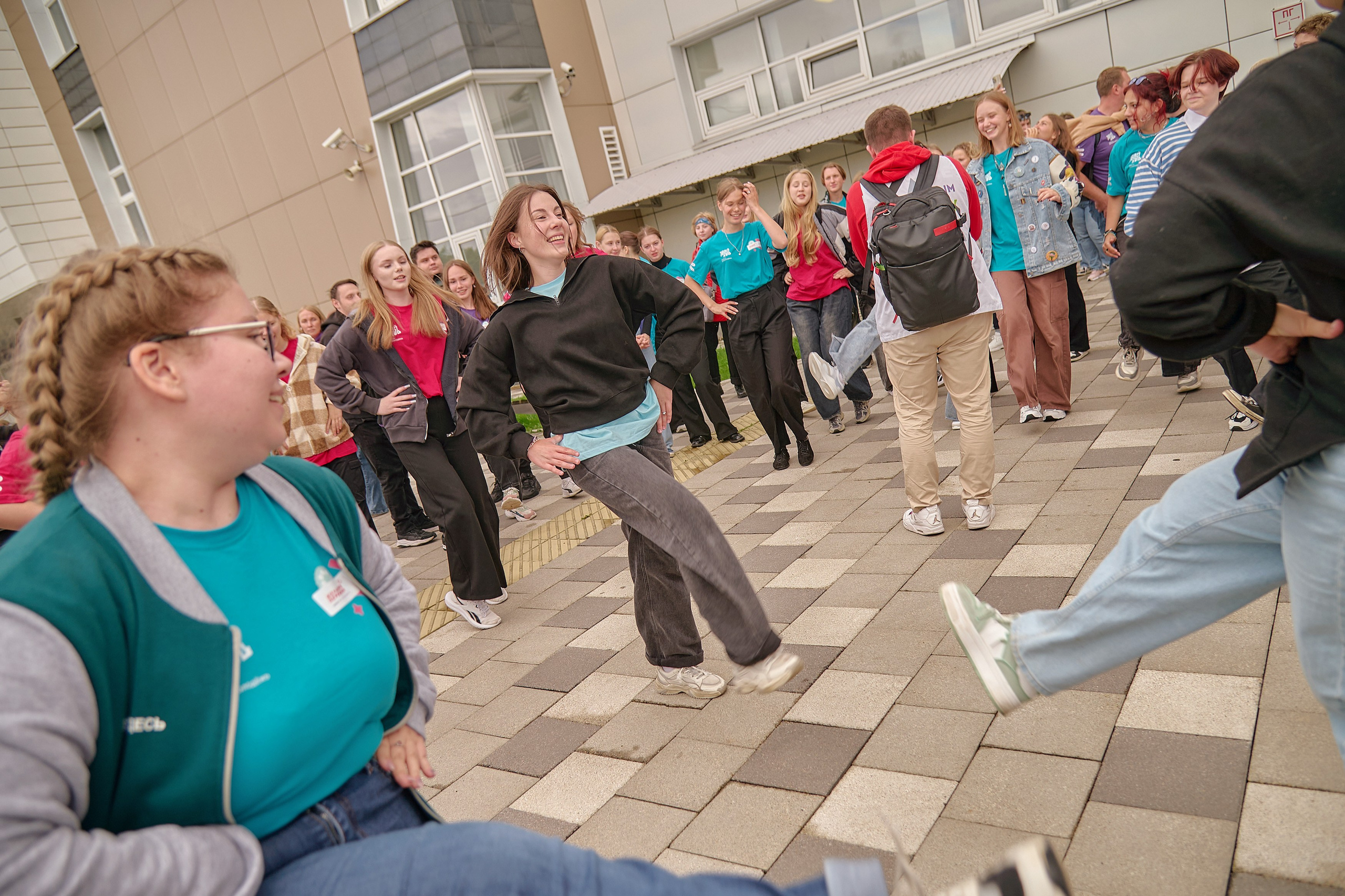 Большая перемена. Фотограф Яковлев Роман — Красноярск