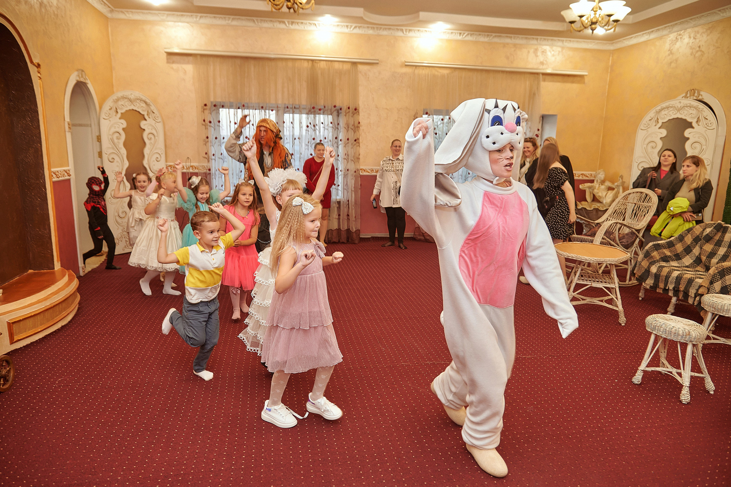 Портфолио репортажной фотосъёмки: Звёздный Дом Деда Мороза. Фотограф Яковлев Роман — Красноярск