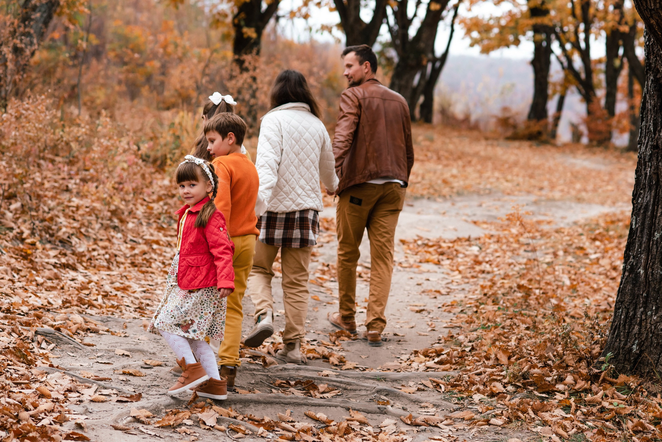 Семейная прогулка. Фотограф Ярмишко Дарья. Выпускные фотокниги
