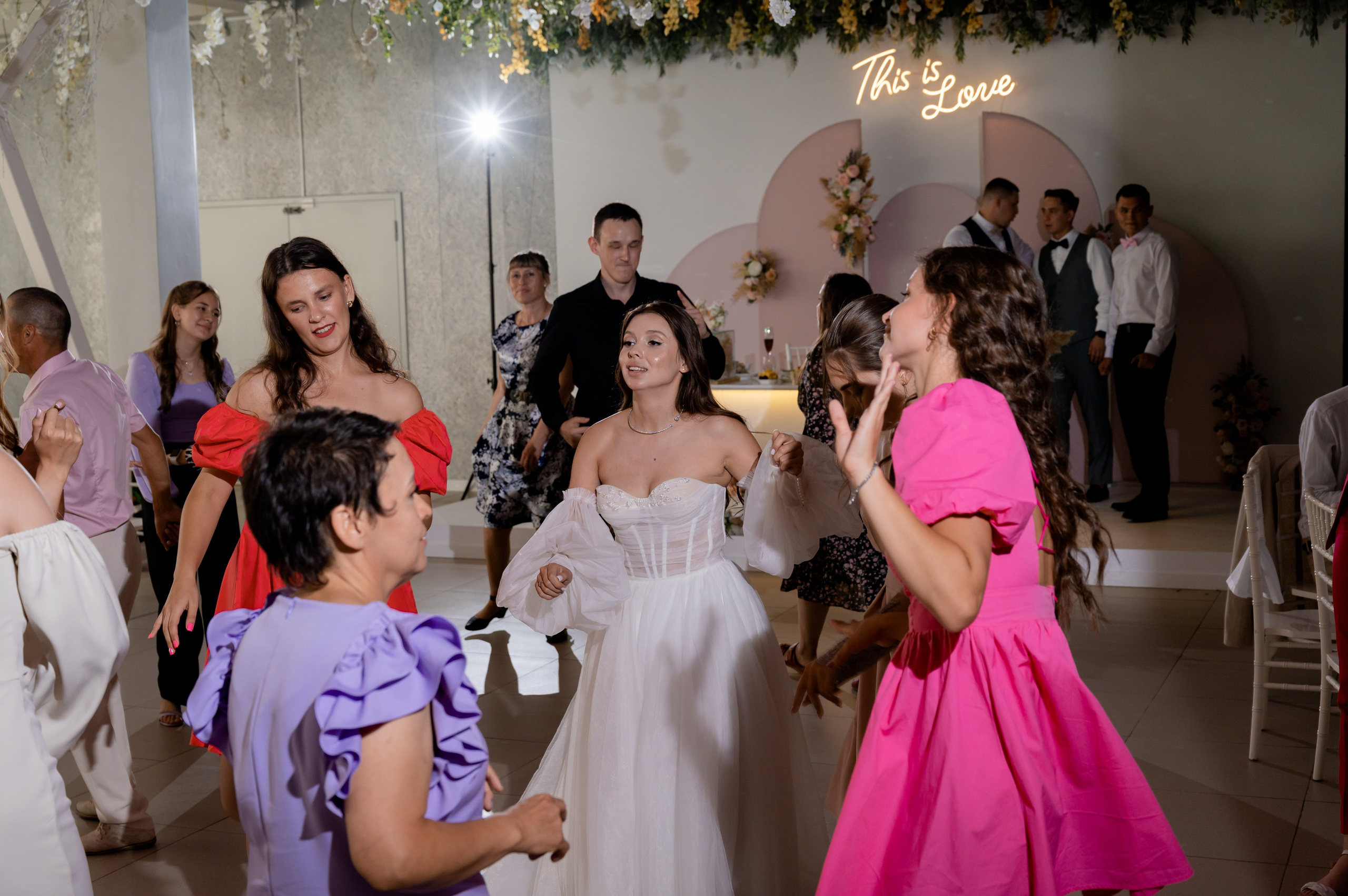 Дмитрий и Елизавета. Свадебный и Семейный фотограф в Абакане, Красноярске