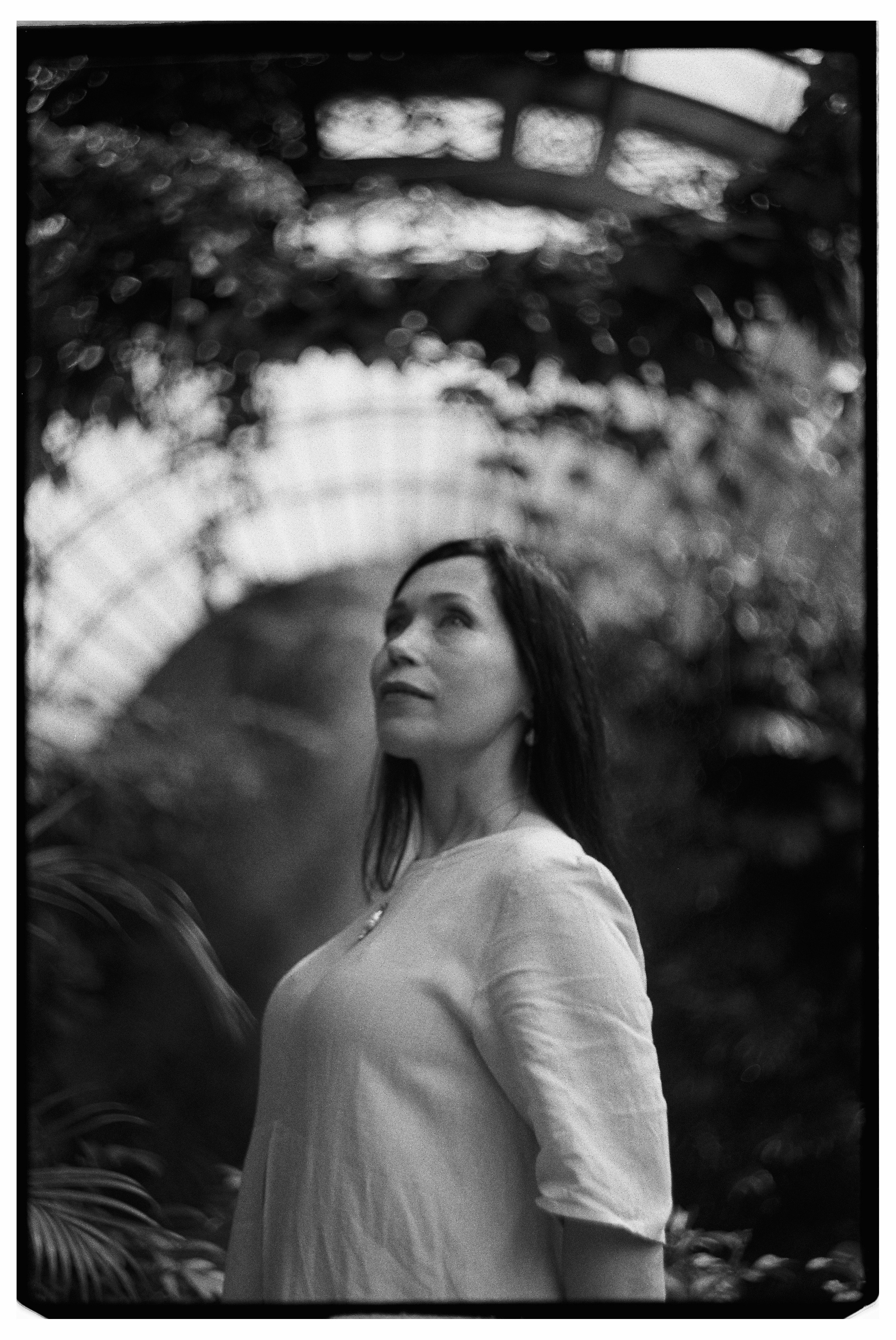 Портретная фотосессия на пленку в Оранжерее Таврического сада, СПб. Светлана Гопанюк. Портретный фотограф. Санкт-Петербург. СПб