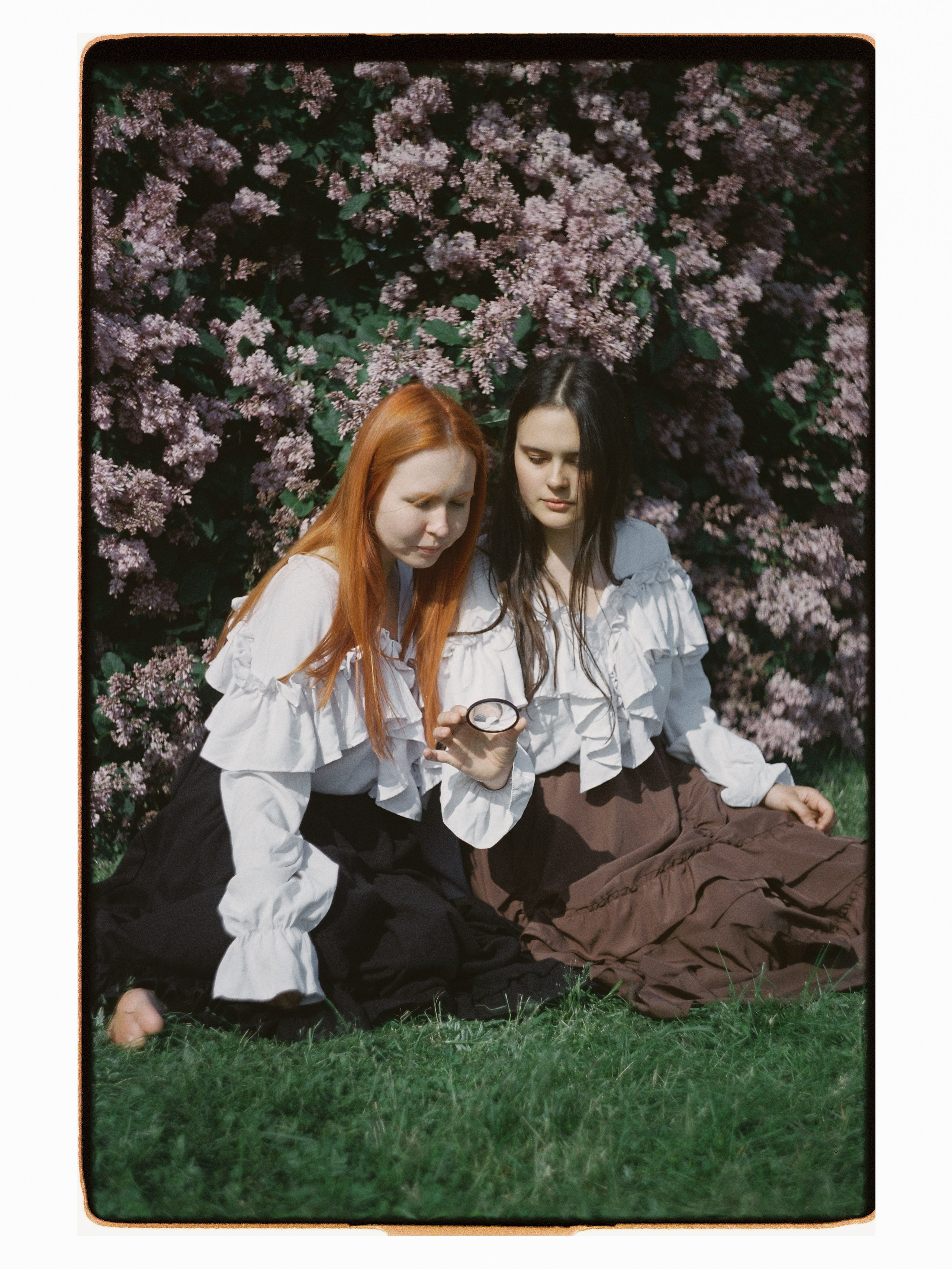 Фотосессия для подруг на плёнку 35 мм в Санкт-Петербурге. Светлана Гопанюк. Портретный фотограф. Санкт-Петербург. СПб