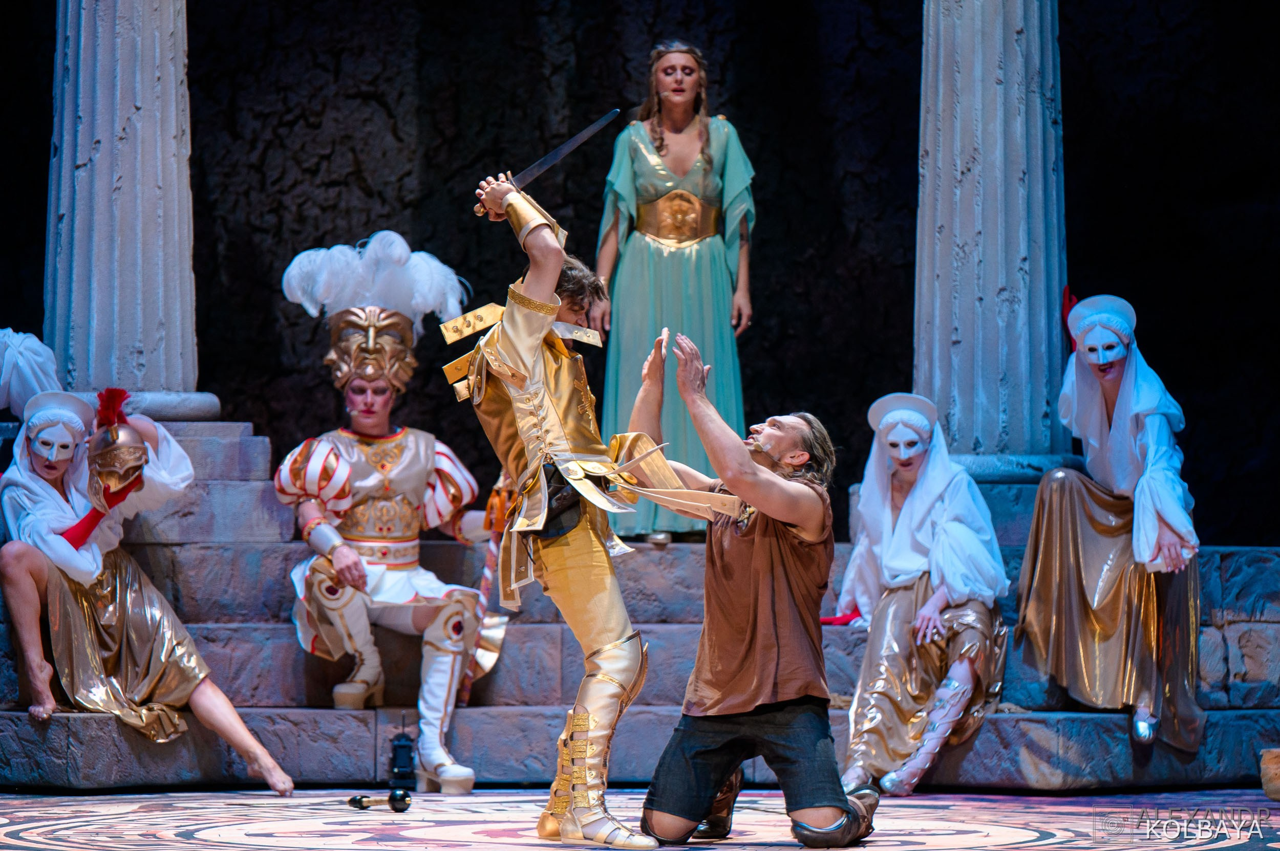 Фоторепортаж со спектакля Гладиатор в Театре Терезы Дуровой. Концертный и театральный репортажный фотограф в Москве Александр Колбая