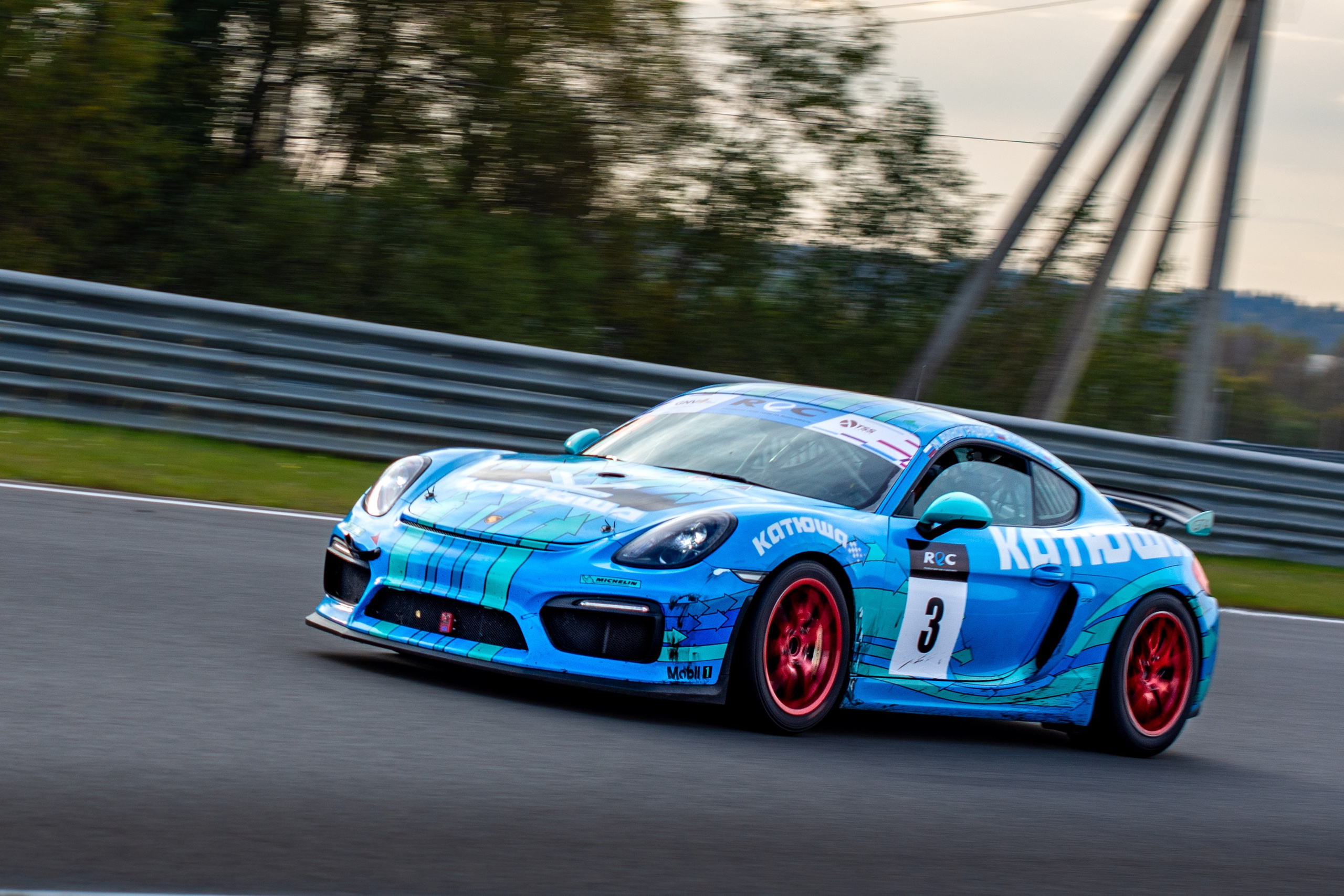 MRW — REC — 04.10.2025. AlexFecto — галереи фотографий