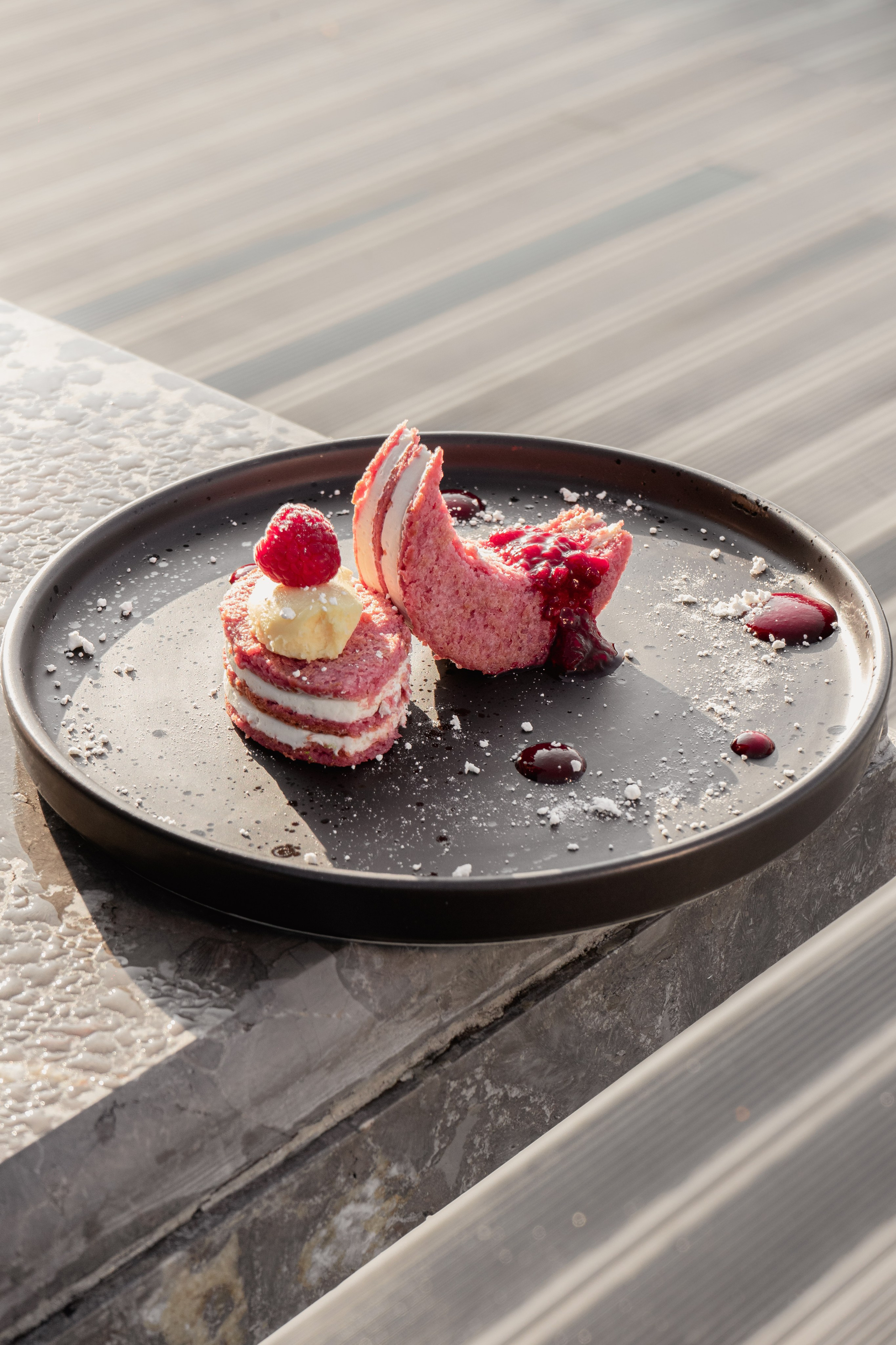 Фотосъёмка для Бизнеса на Пхукете – контент для продвижения, рекламы и маркетинга. Ян Долматов — фотограф, видеограф и продюсер на Пхукете, Таиланд