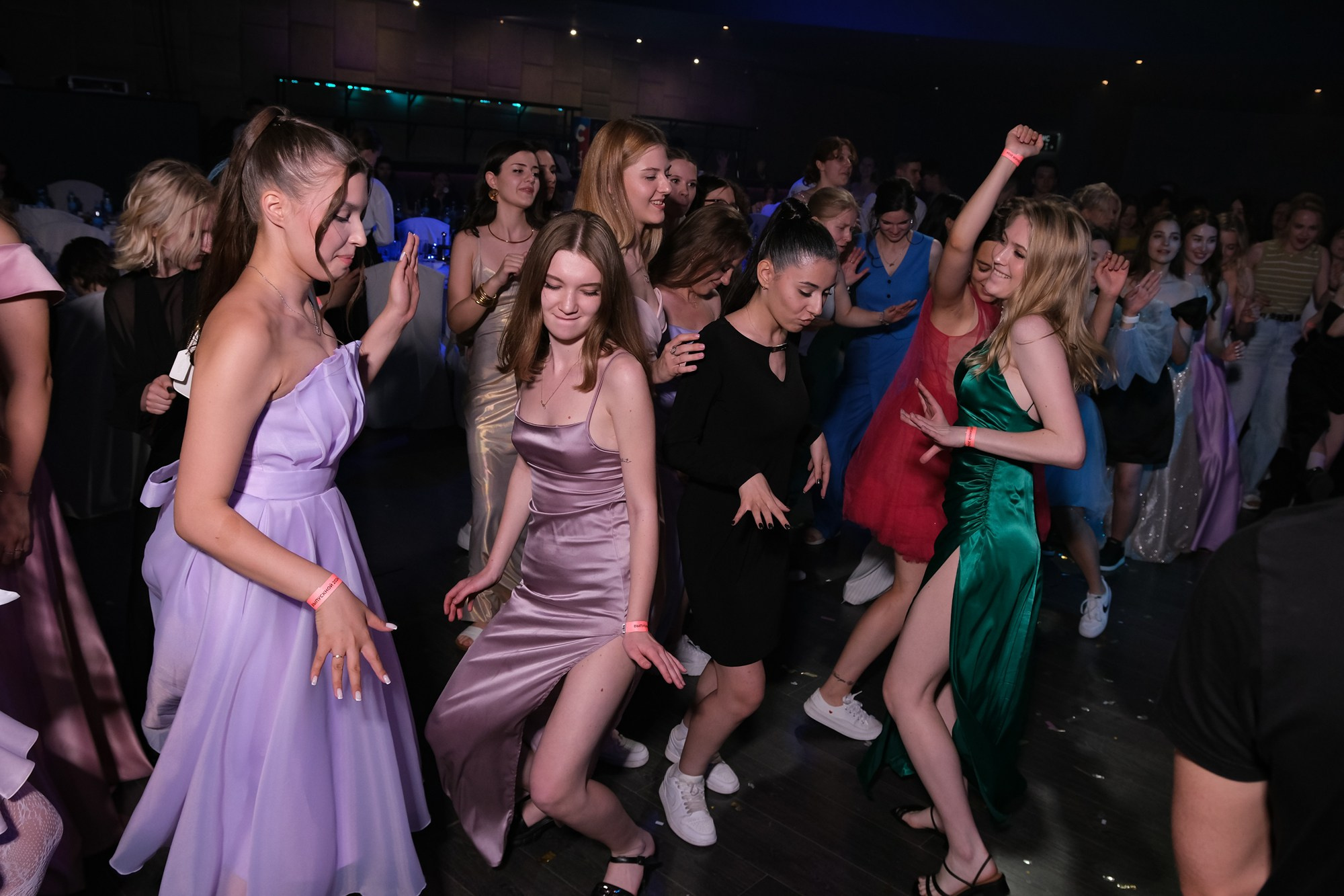 Выпускной альбом. Фото и видеосъемка