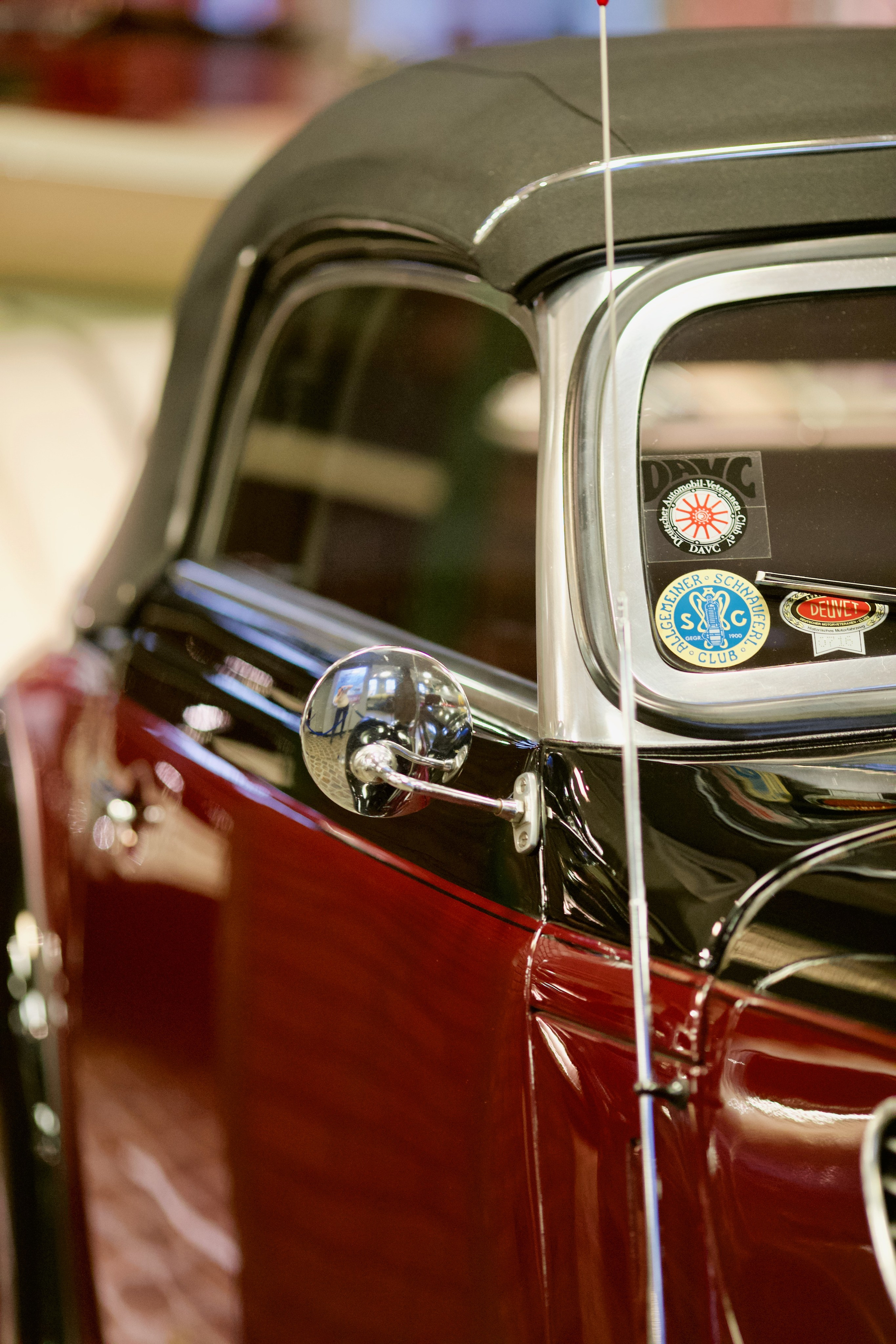 Музей Техники Вадима Задорожного. Школьные выпускные альбомы в Москве Марина Николаева