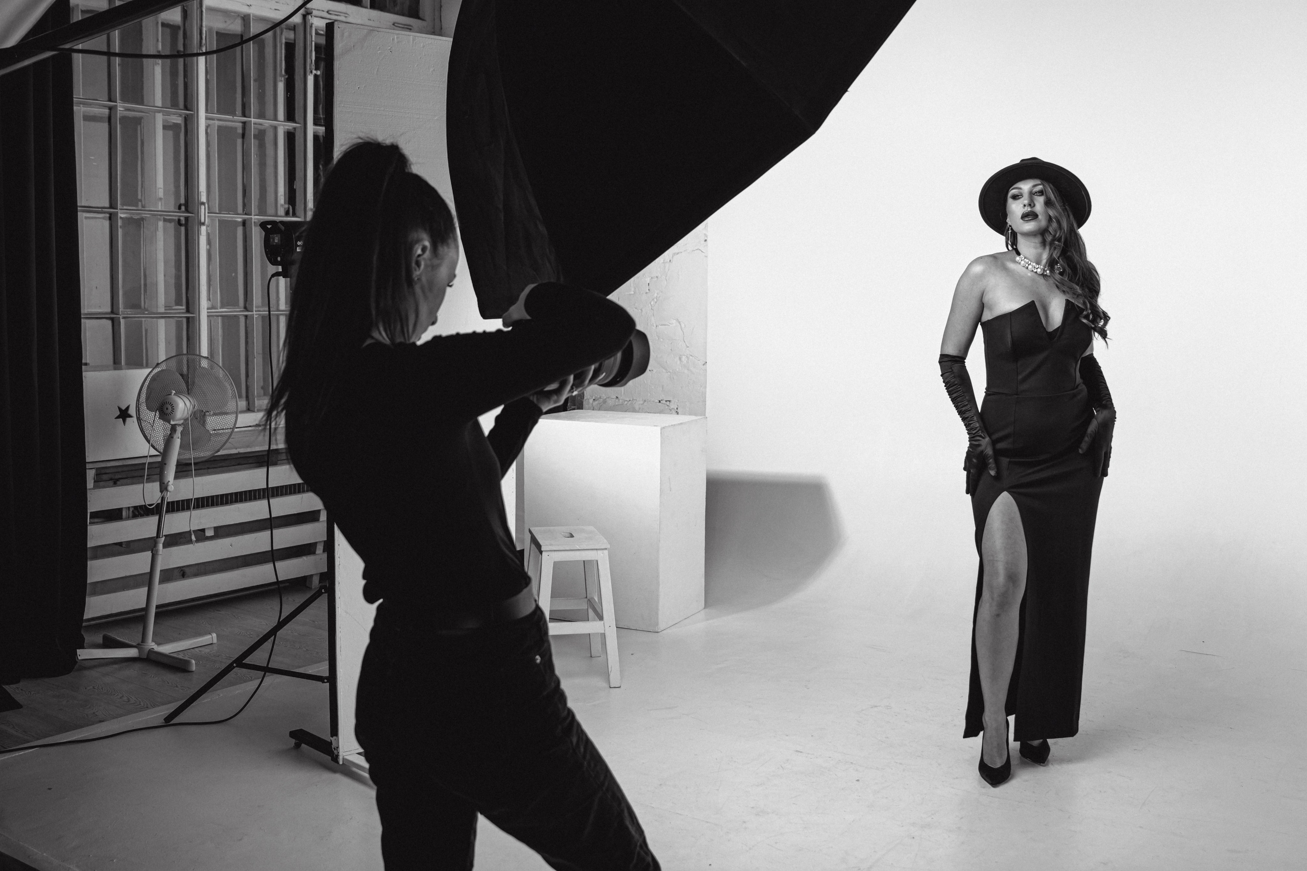 Фэшн-съёмка участниц Миссис Бизнес Гатчина 2023. Портретный фотограф в Санкт-Петербурге Дмитриева Наталия