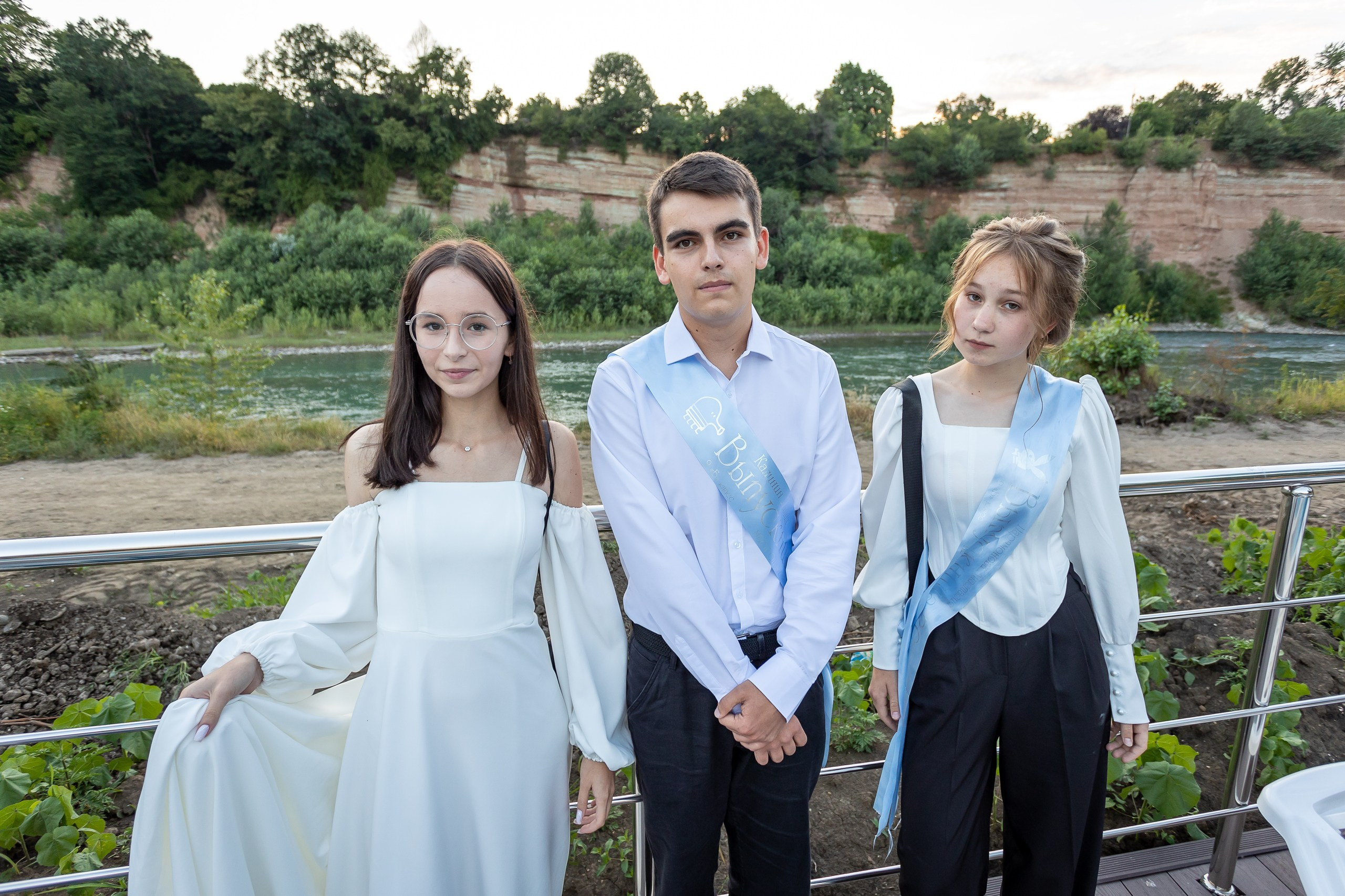 Вручение аттестата и выпускной вечер. Выпускные альбомы Майкоп, Краснодар Елена Золотарева