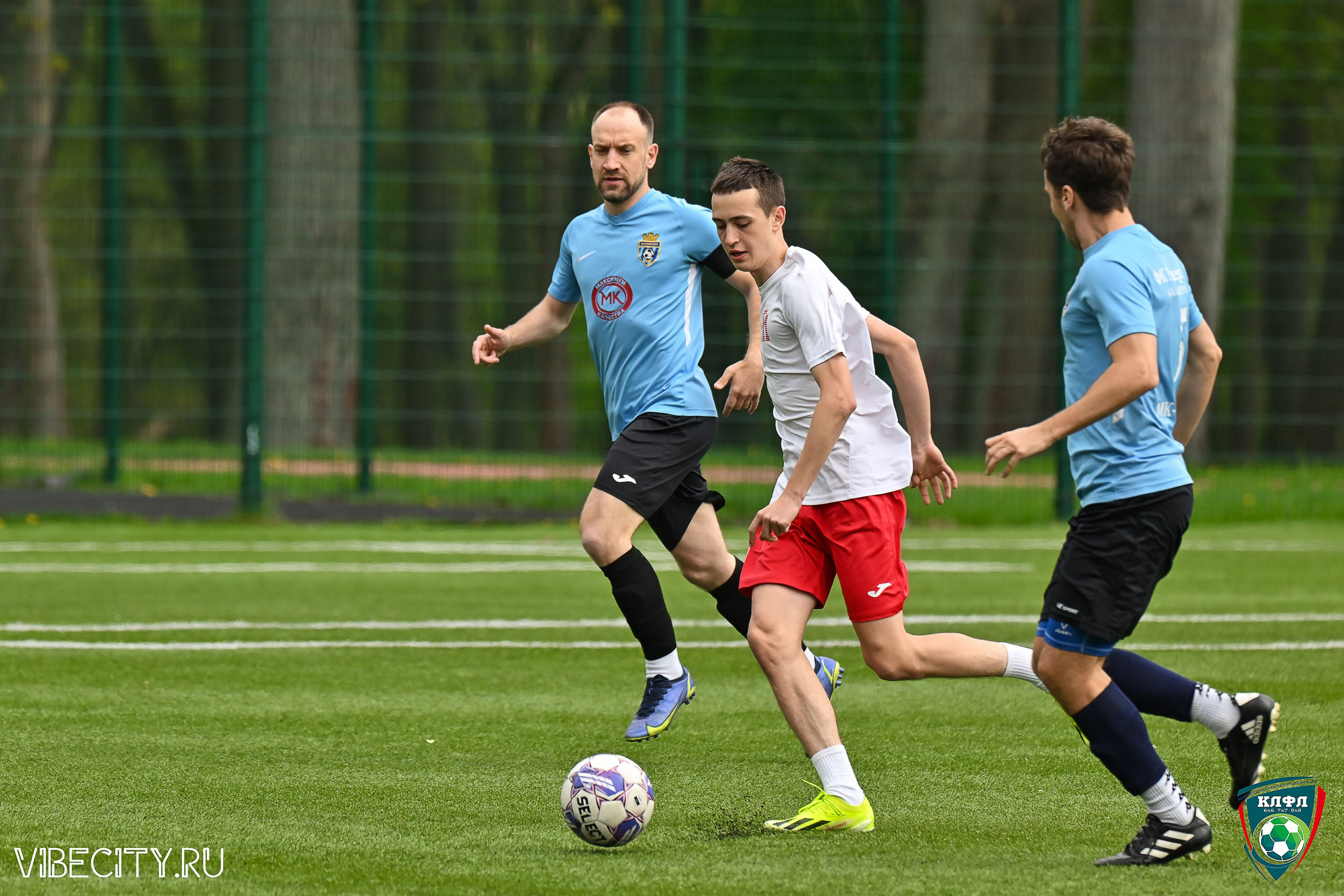 XX ЧЕМПИОНАТ КАЛИНИНГРАДСКОЙ ЛФЛ КАНЦМАРКЕТ39 сезона 2024–2025 гг. VIBECITY.RU Вайб Сити Ру Фоторепортажи Фотоотчеты Калининград