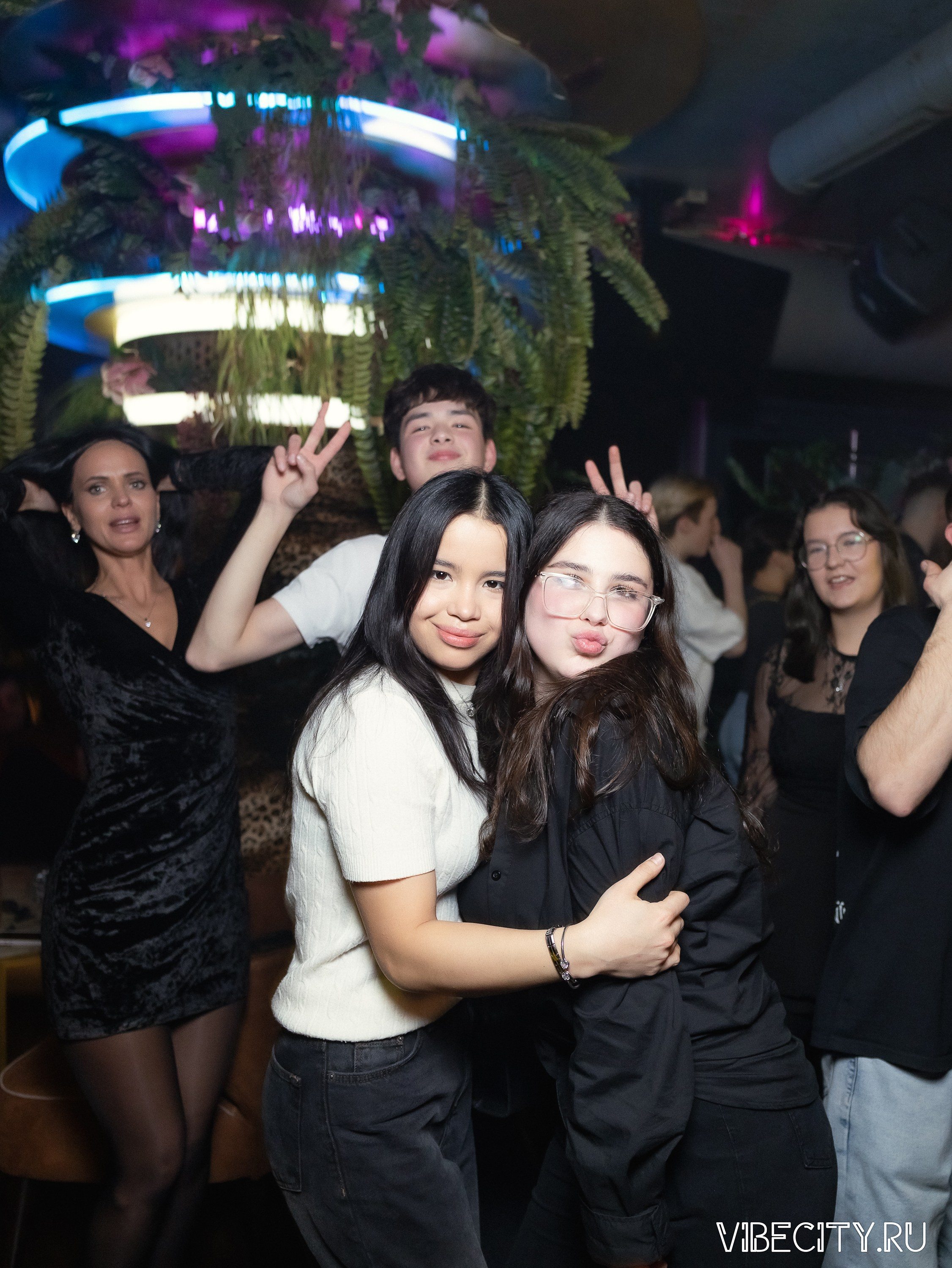 DOUBLE U. VIBECITY.RU Вайб Сити Ру Фоторепортажи Фотоотчеты Калининград