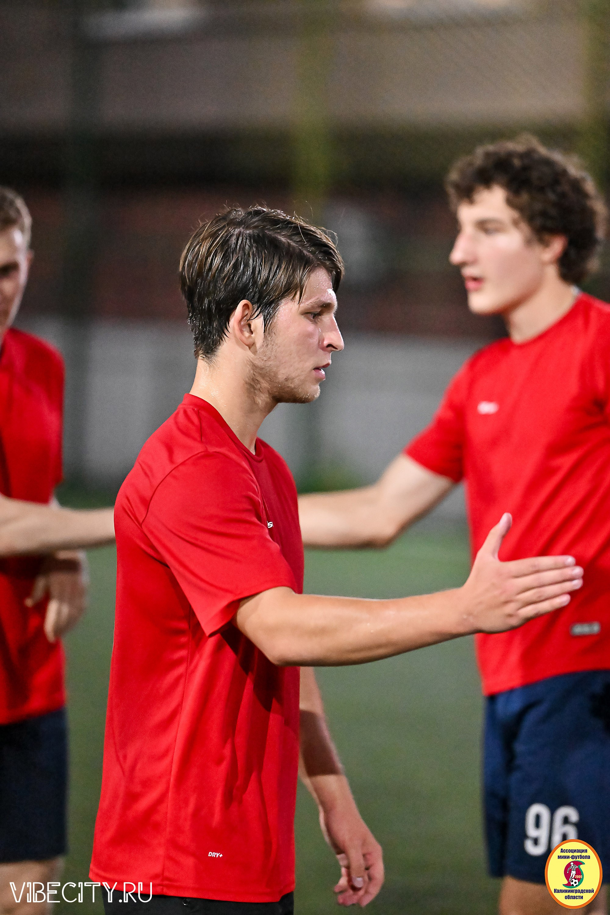 ФИНАЛЬНЫЕ ИГРЫ КУБКА МИНИ-ФУТБОЛЬНОЙ ЛИГИ И КУБКА КОРПОРАТИВНОЙ МФЛ 2025. VIBECITY.RU Вайб Сити Ру Фоторепортажи Фотоотчеты Калининград