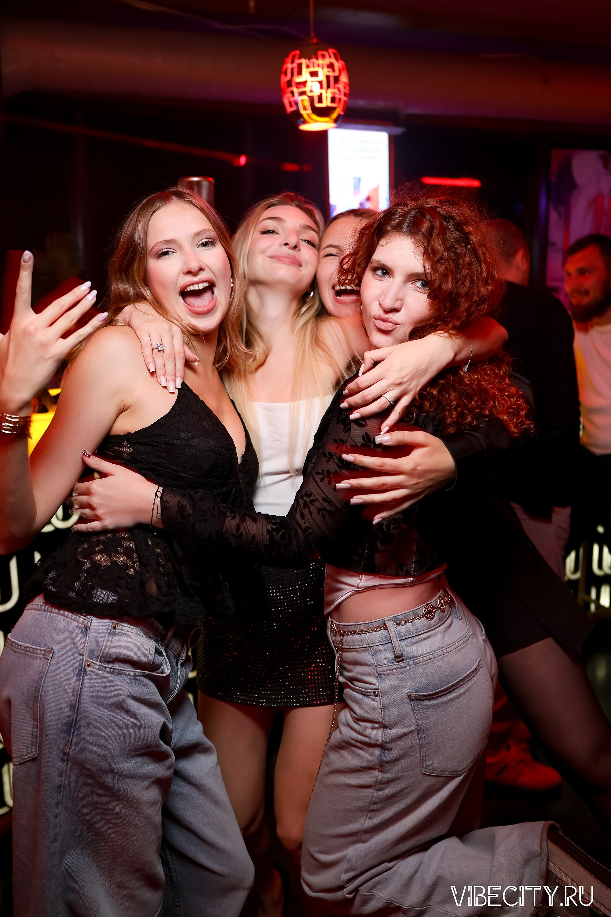 DOUBLE U. VIBECITY.RU Вайб Сити Ру Фоторепортажи Фотоотчеты Калининград