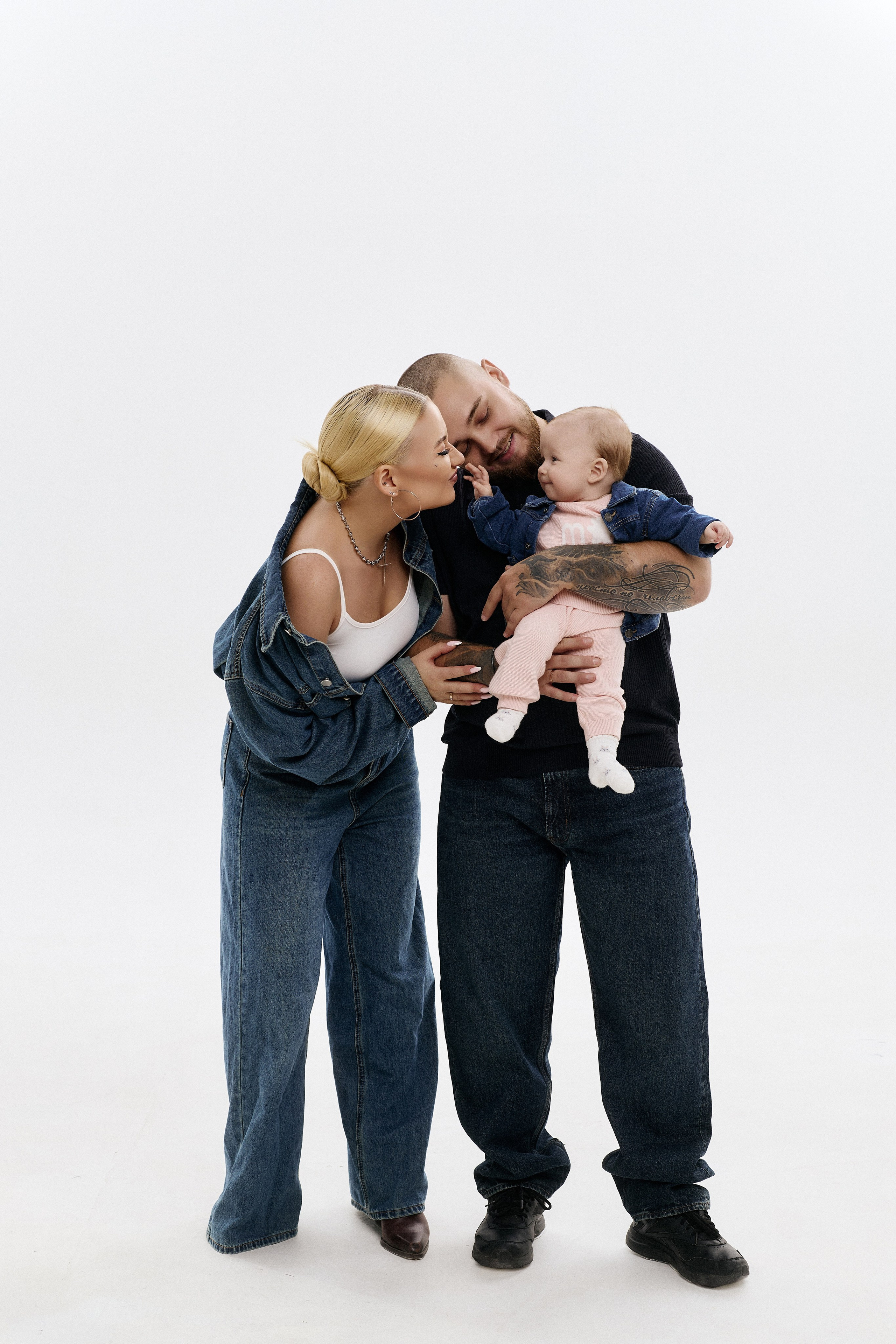 ANASTASIA & ANDREY & AVRORA. Ася Солопова, фотограф Тюмень