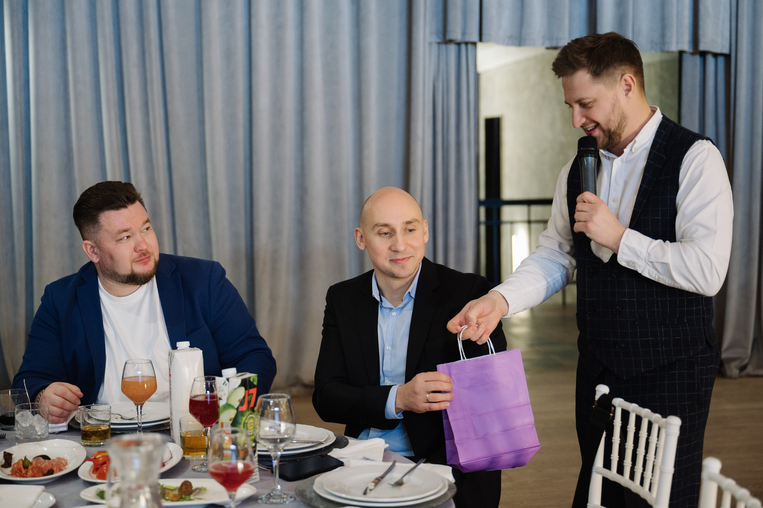 КОРПОРАТИВ