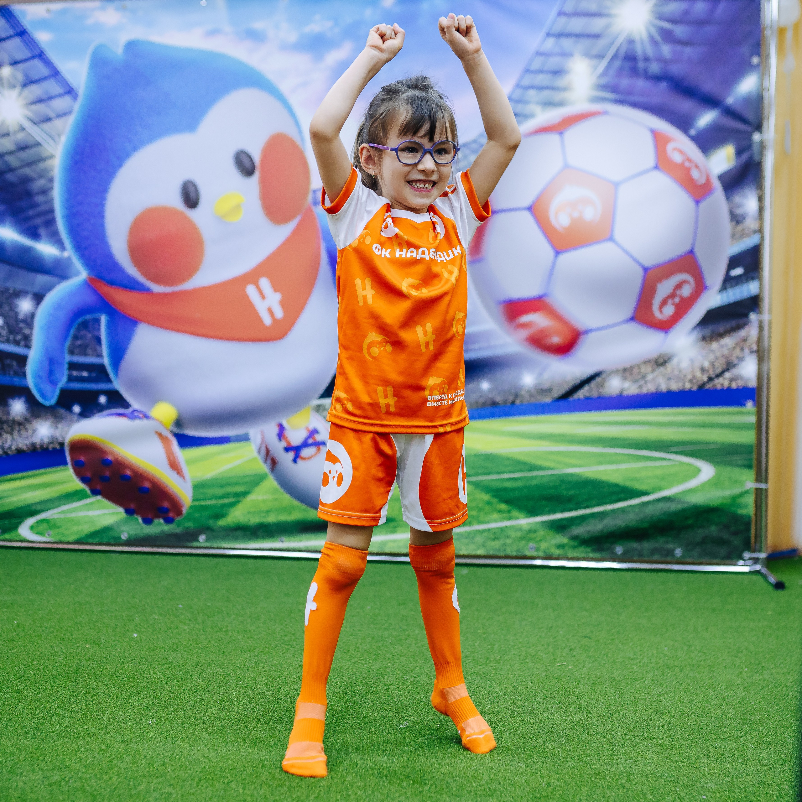 Фотосессия с кубком в детских садах г. Магнитогорска. Денис Прохоров Фотограф в г. Магнитогорск