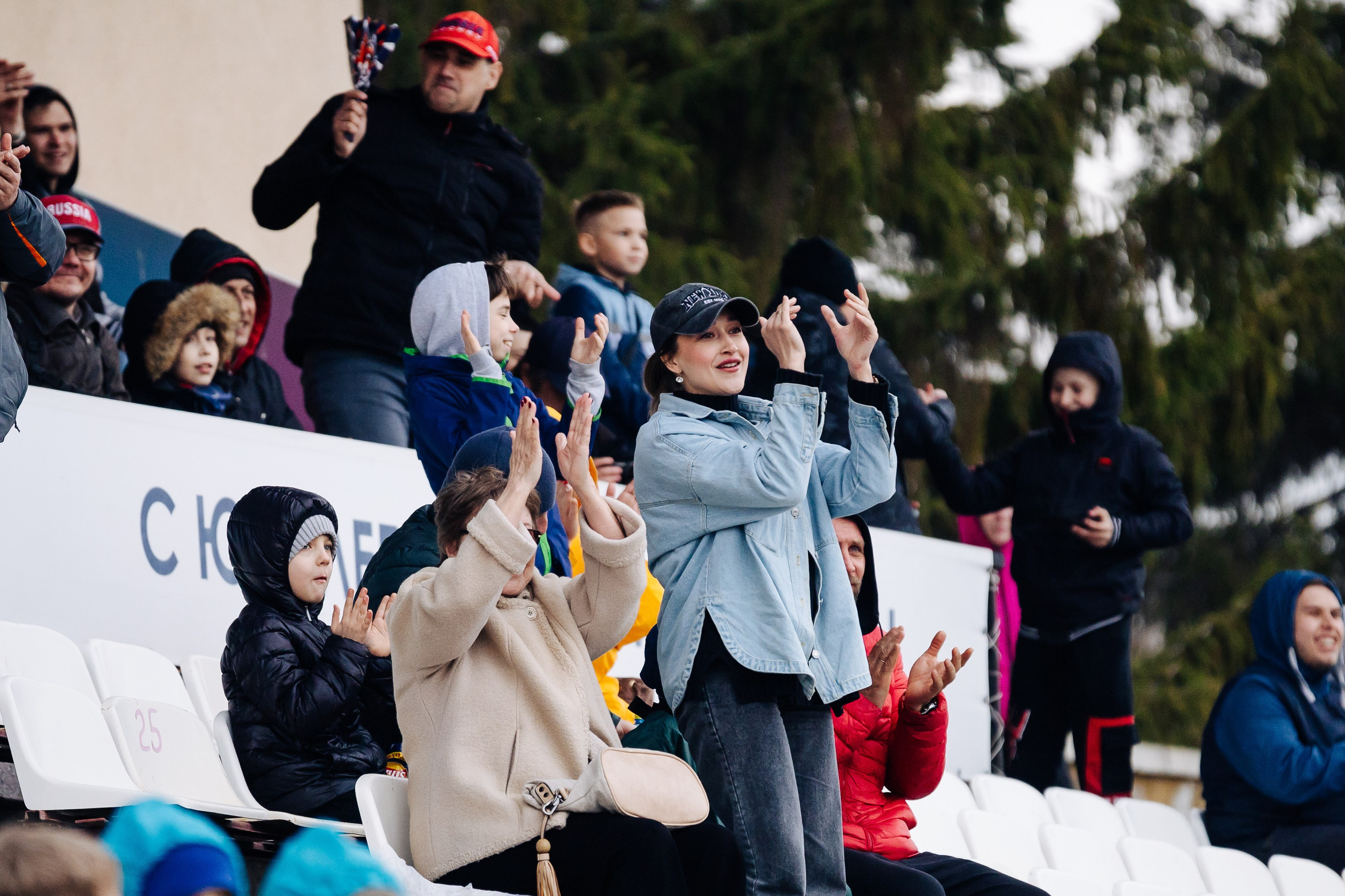 ФК Металлург — ФК Шахтер // 06.04.24. Денис Прохоров Фотограф в г. Магнитогорск