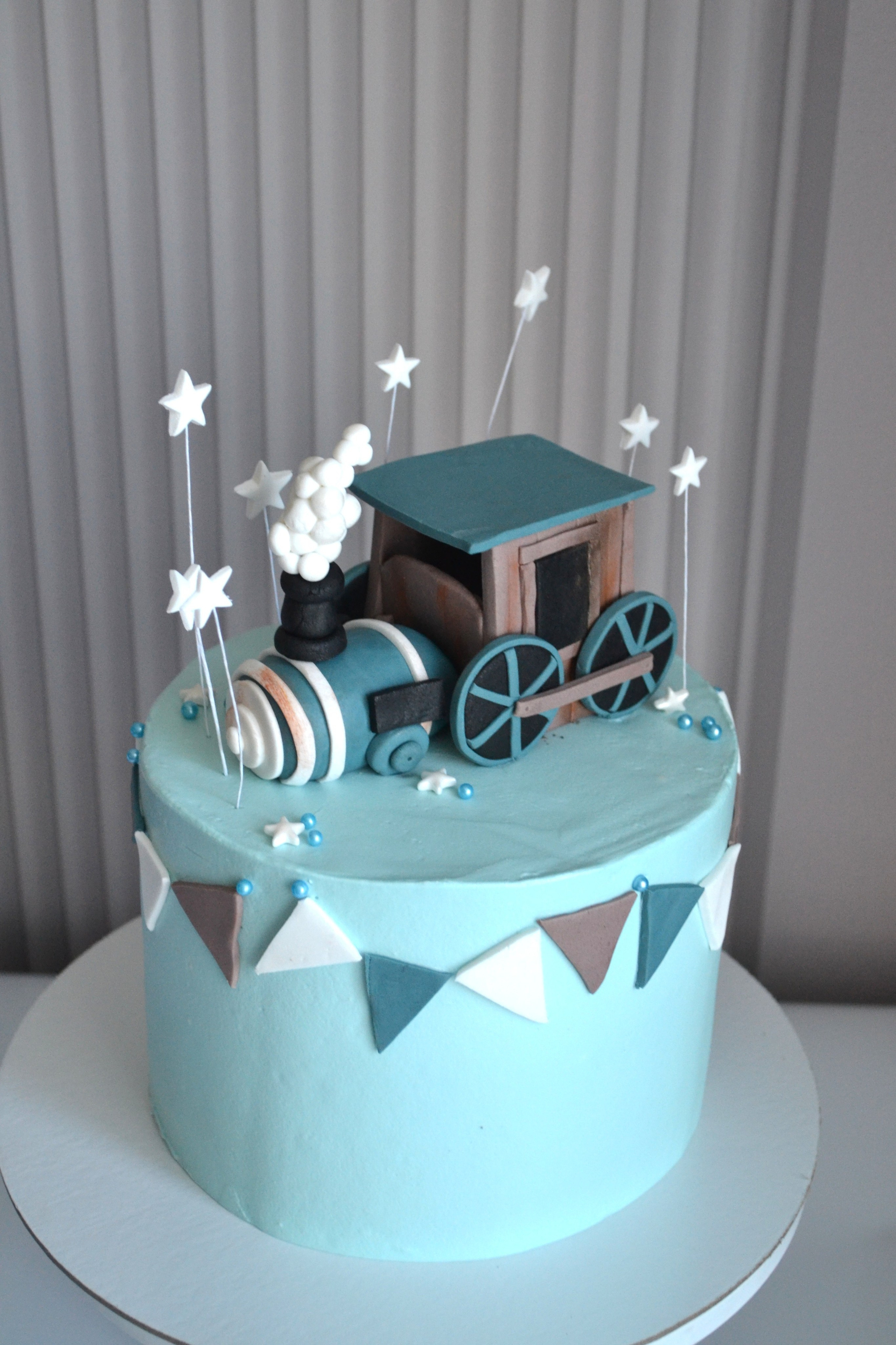 Детские торты. Семейная кондитерская. Торты и десерты на заказ в Москве и области