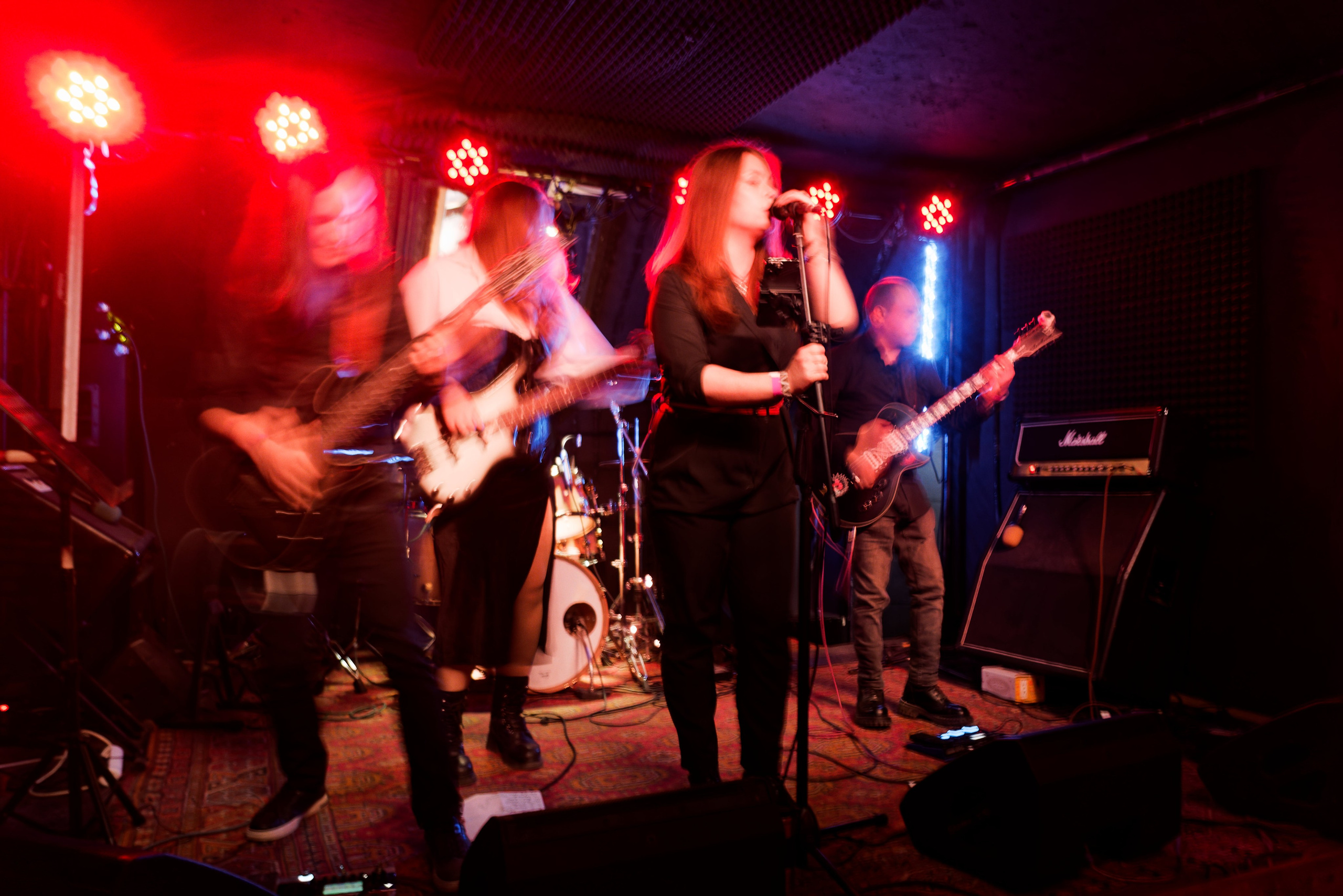 Концерт группы «Тыбывидел!». Репортажный, event-фотограф во Владивостоке