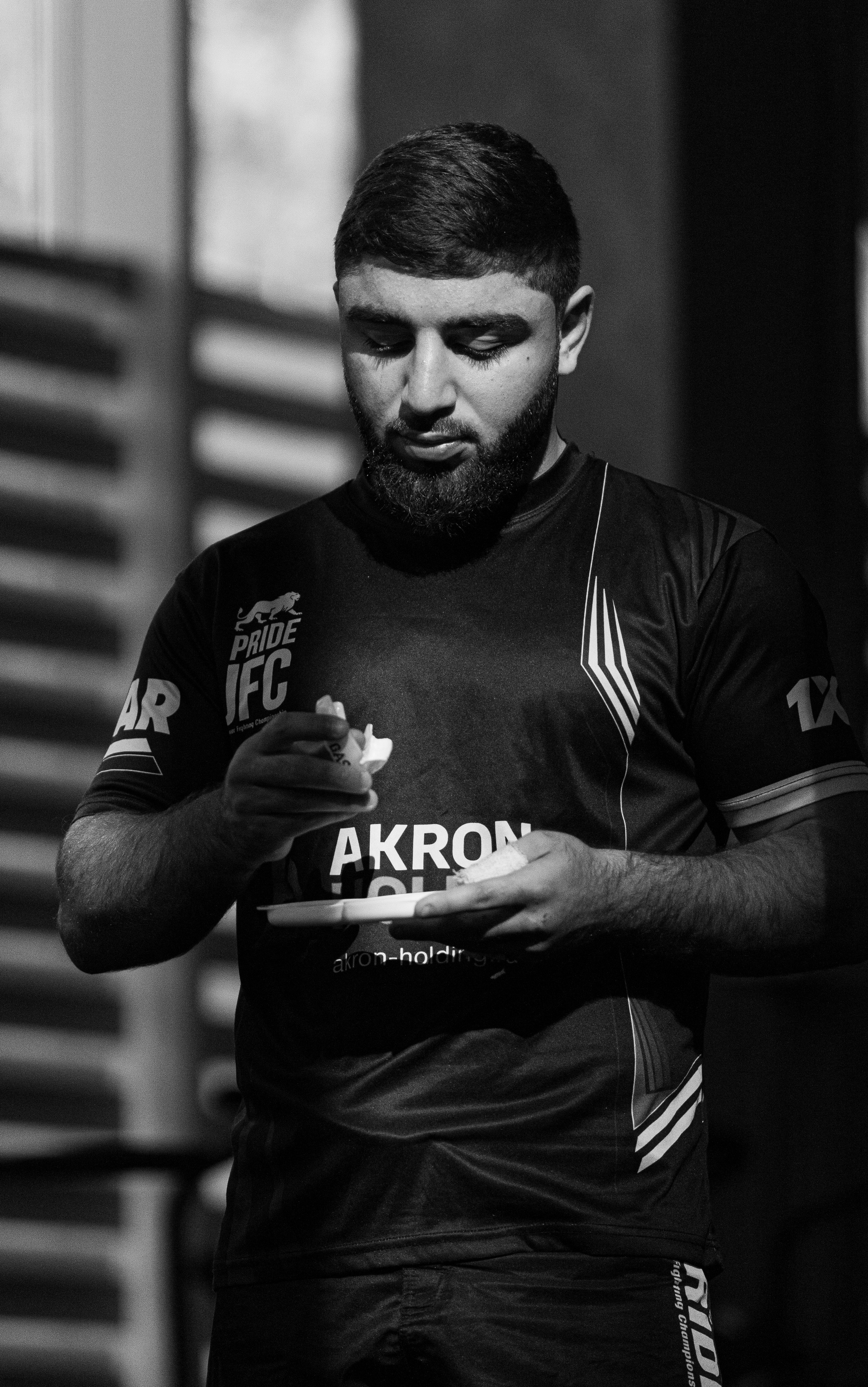 Спортивная фотосъемка бойца  Нурлана Гасанова с капой. Жуков Илья  свадебный фотограф в Москве