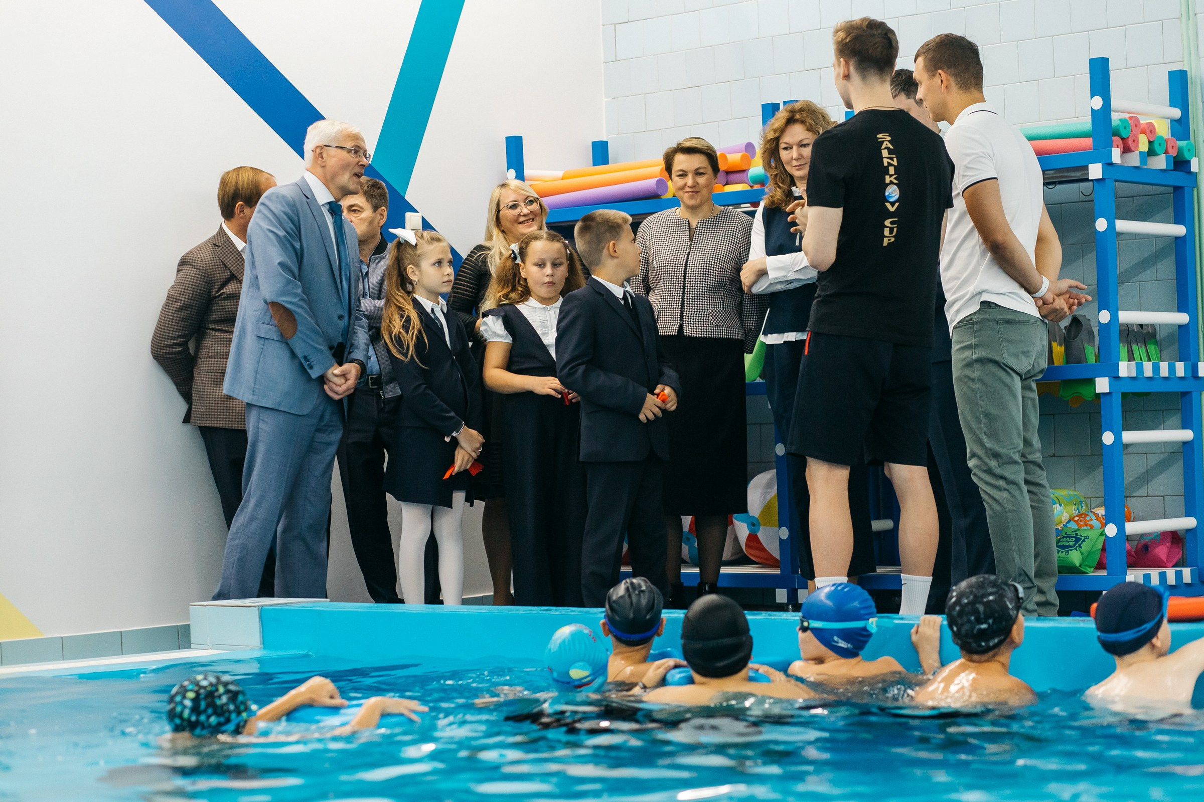 Открытие бассейна