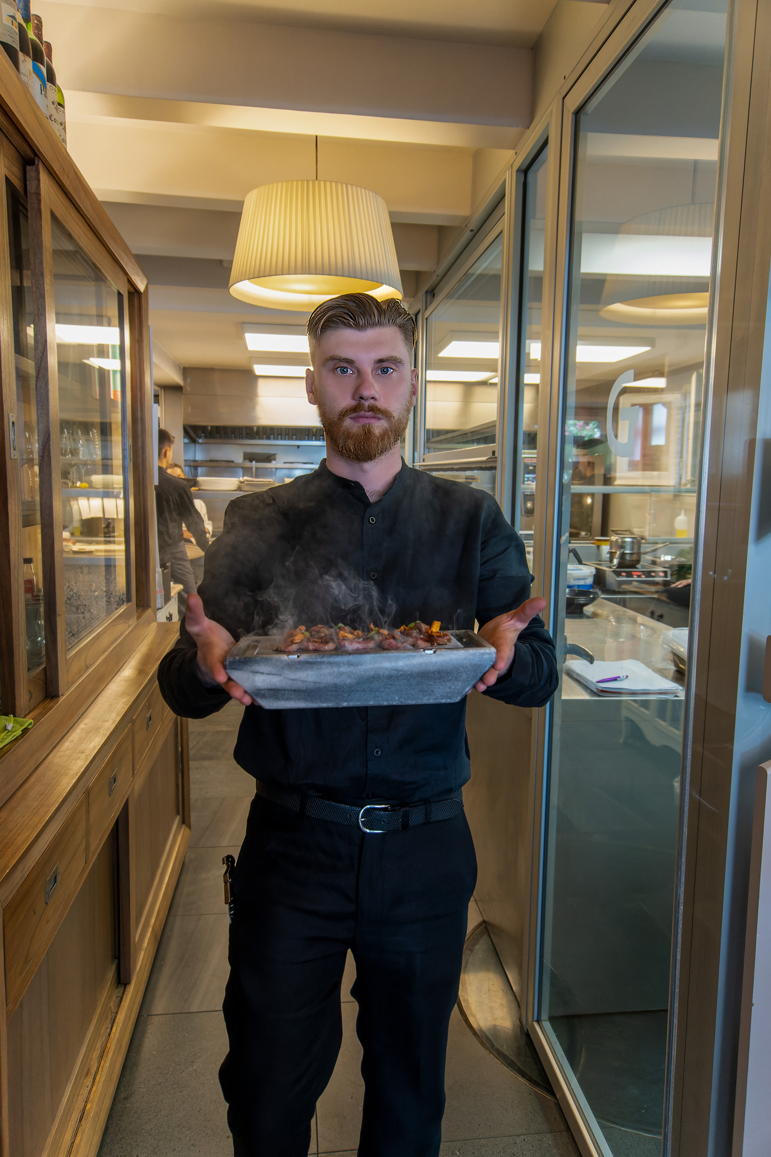 Retratos. Fotógrafo Y Videógrafo Rost Kutuzov