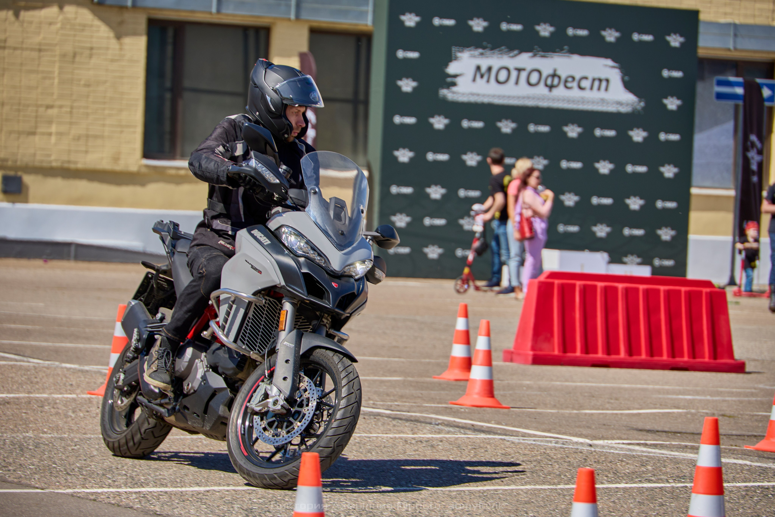 18.05.2024 Открытие мотосезона True Bankers. Виктория Ахмылова. Фотограф в Москве