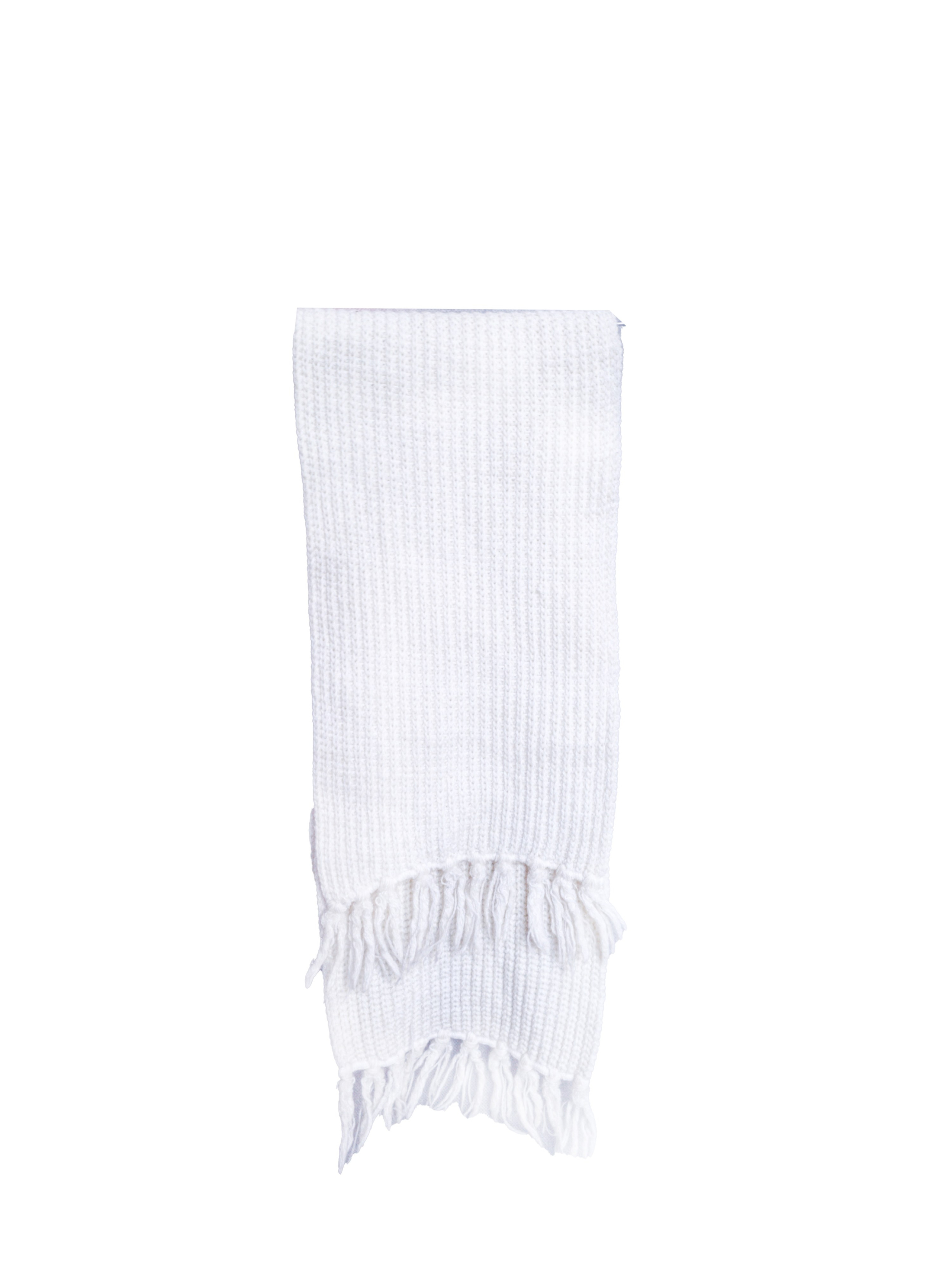 Шарф белый вязаный. Ольга Ли свадебный семейный фотограф Иркутск