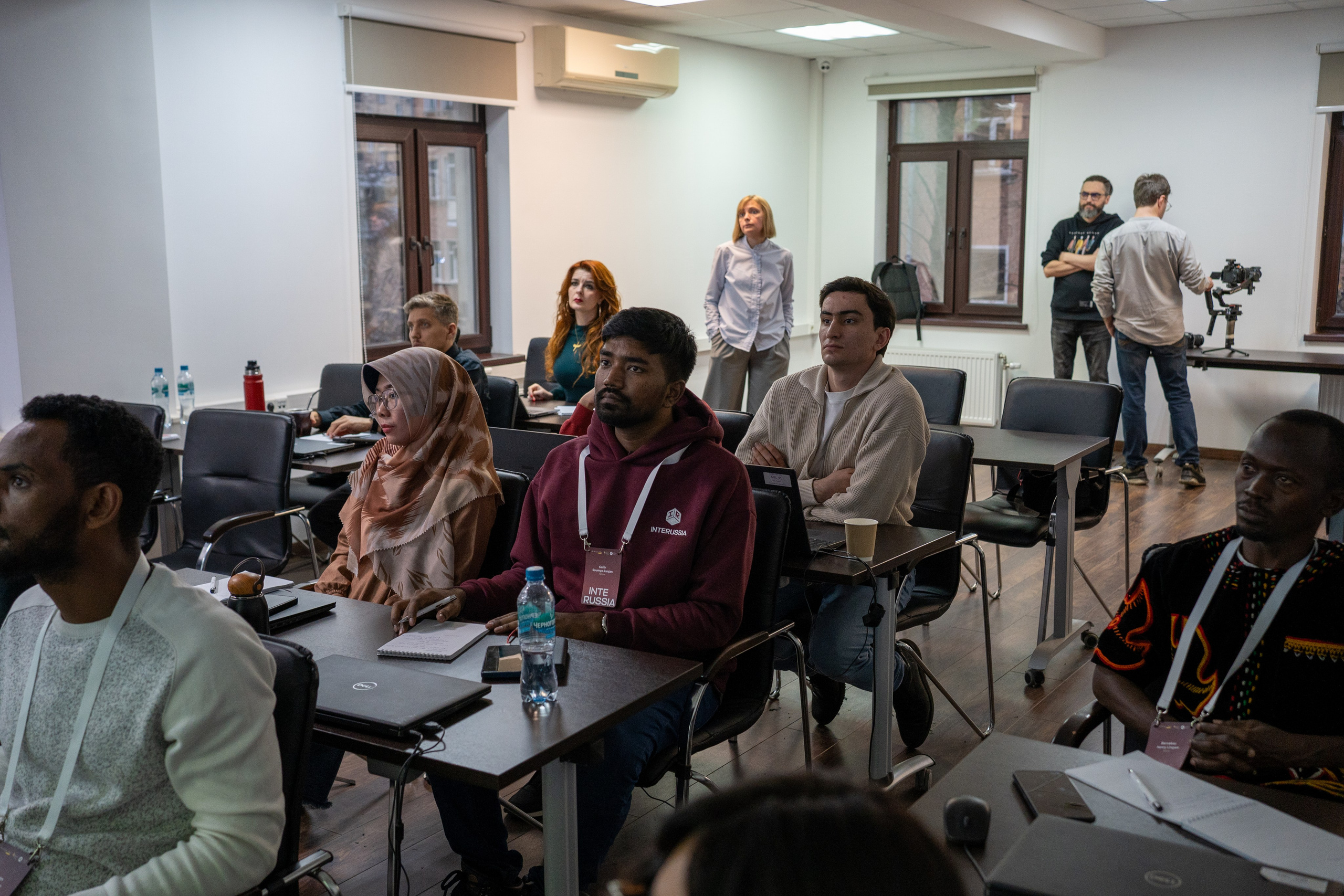 Встреча, программа стажировок InteRussia для иностранных специалистов в России. Главная