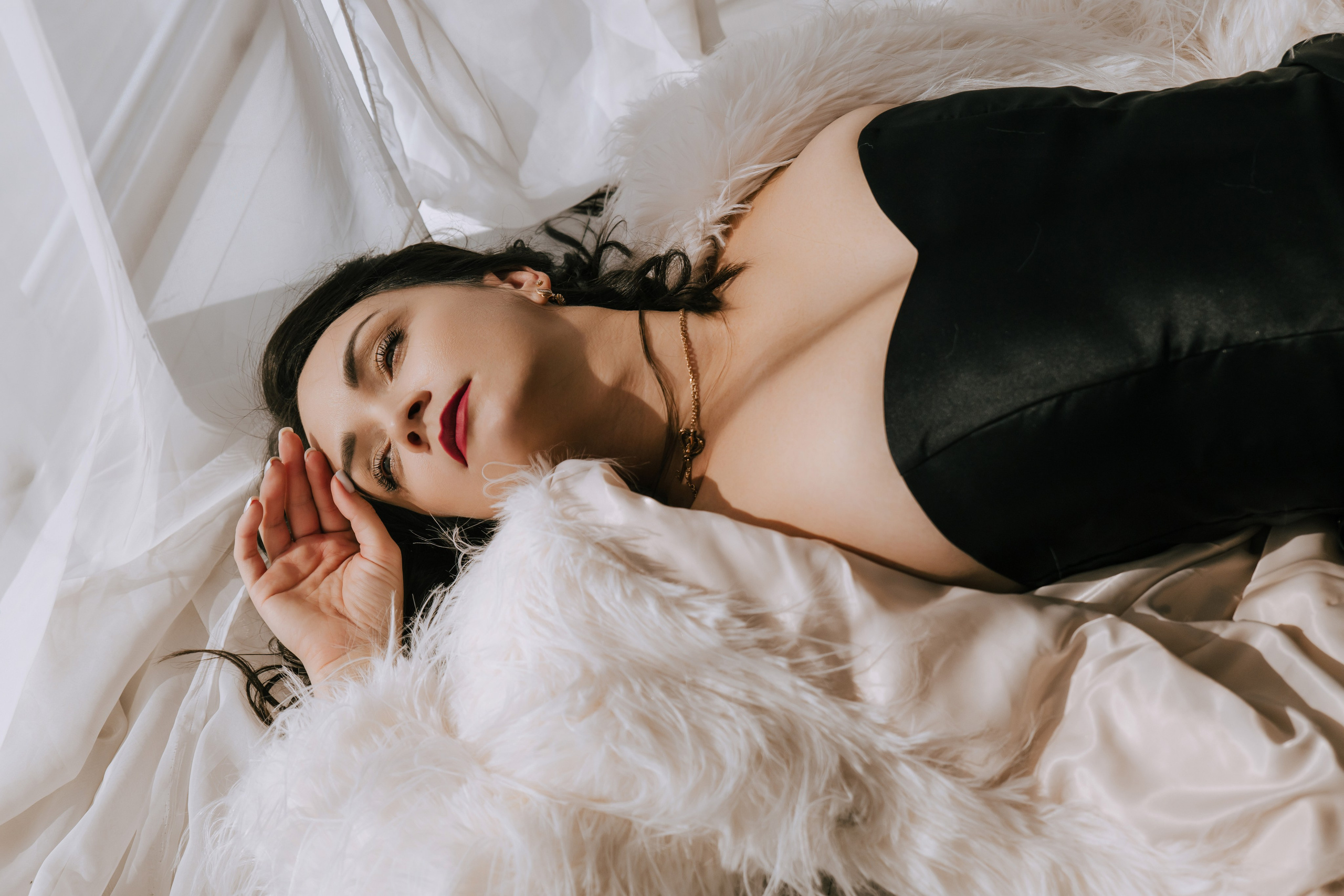 Олеся. Фотограф Ярмишко Дарья. Выпускные фотокниги