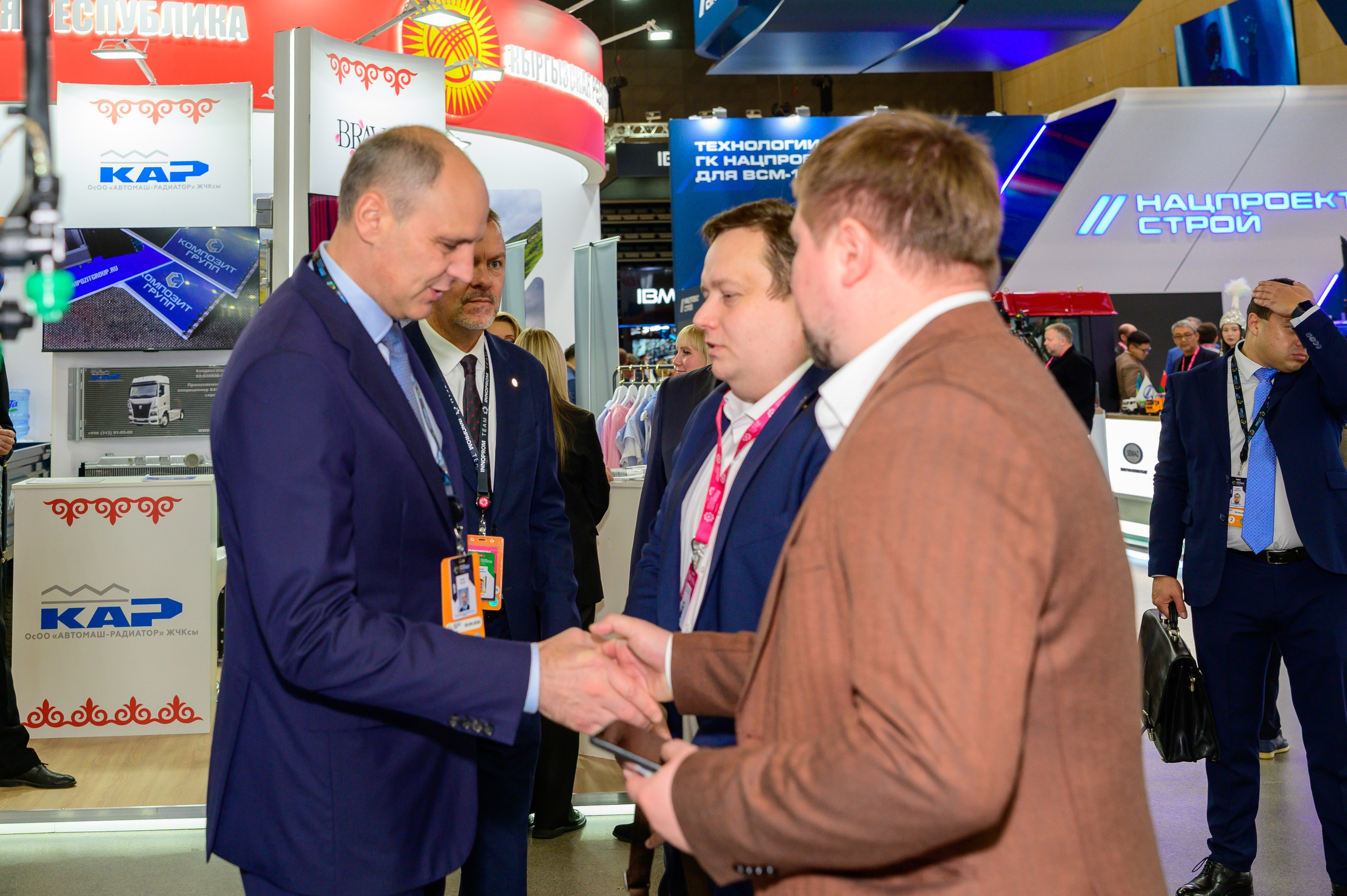 BigindustrialweekBelarus. Фотоуслуги, услуги фотографа, фотографирование важных событий