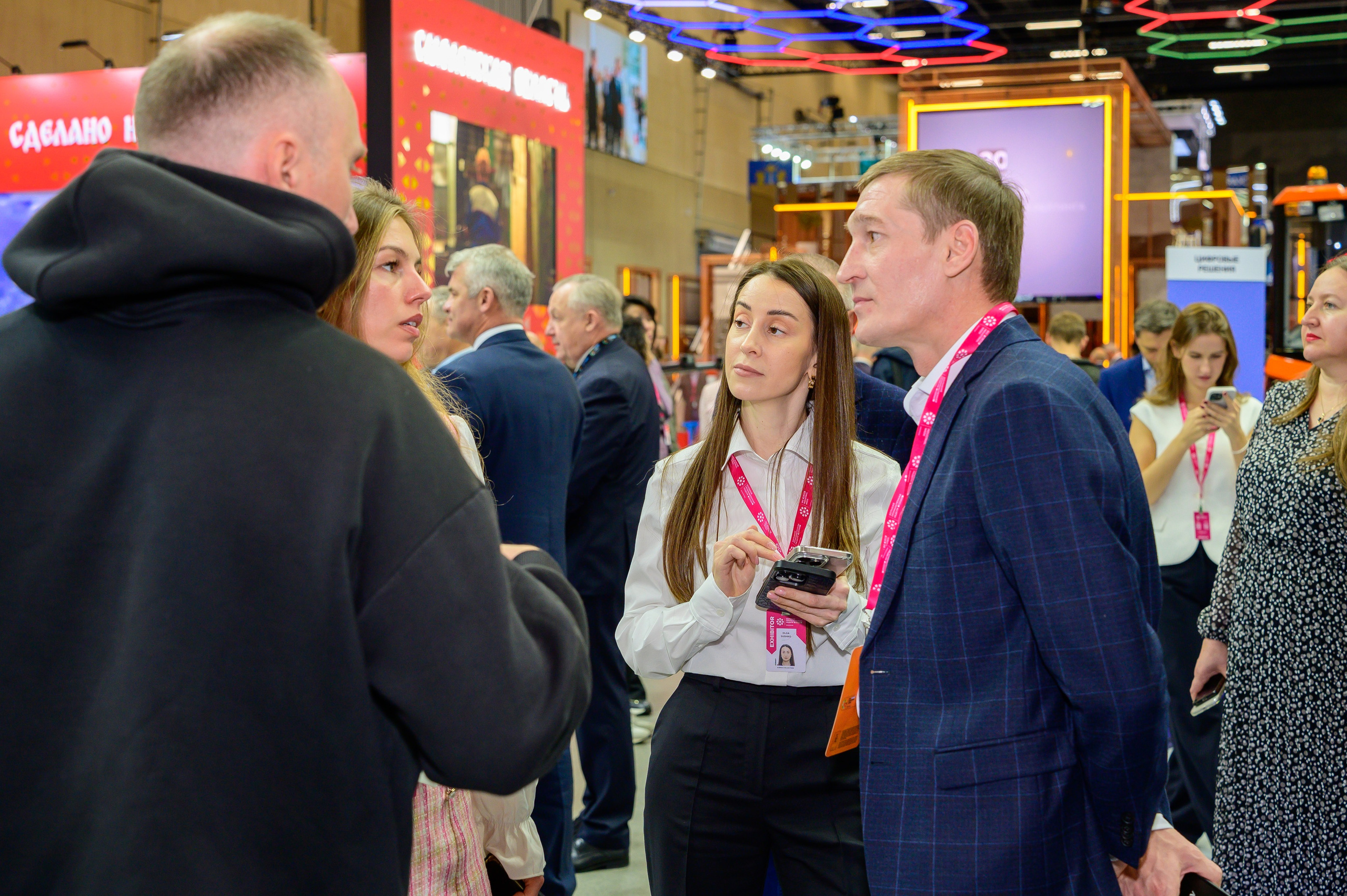 BigindustrialweekBelarus. Фотоуслуги, услуги фотографа, фотографирование важных событий