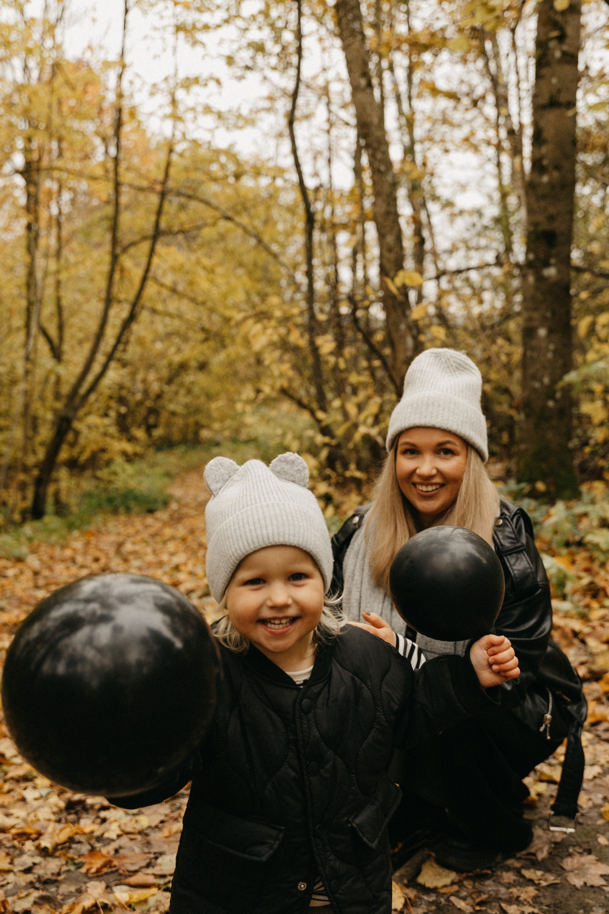 Аня и Мира. Главная