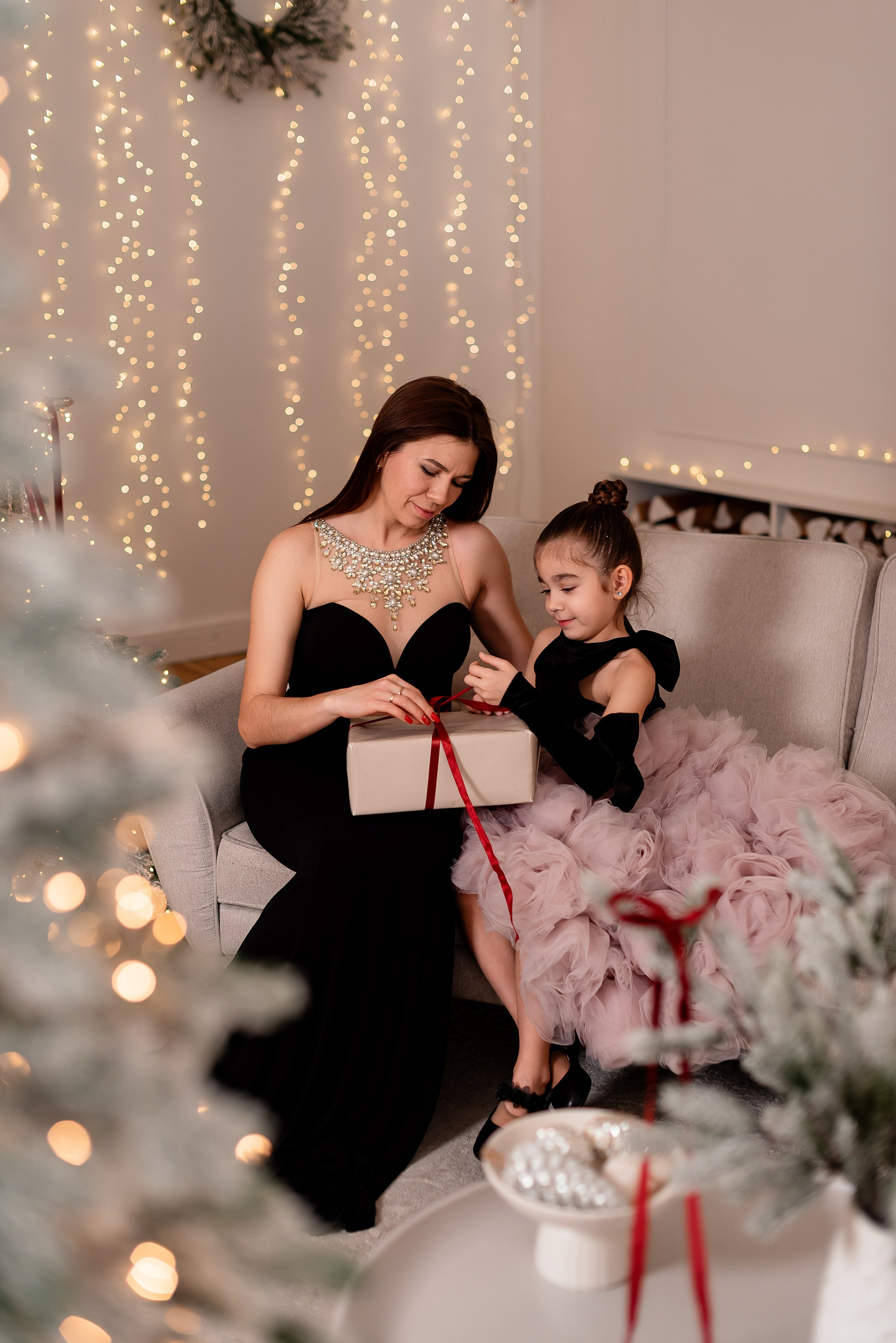 Юля и Варя Новогодняя. Фотограф Татьяна Иванчикова